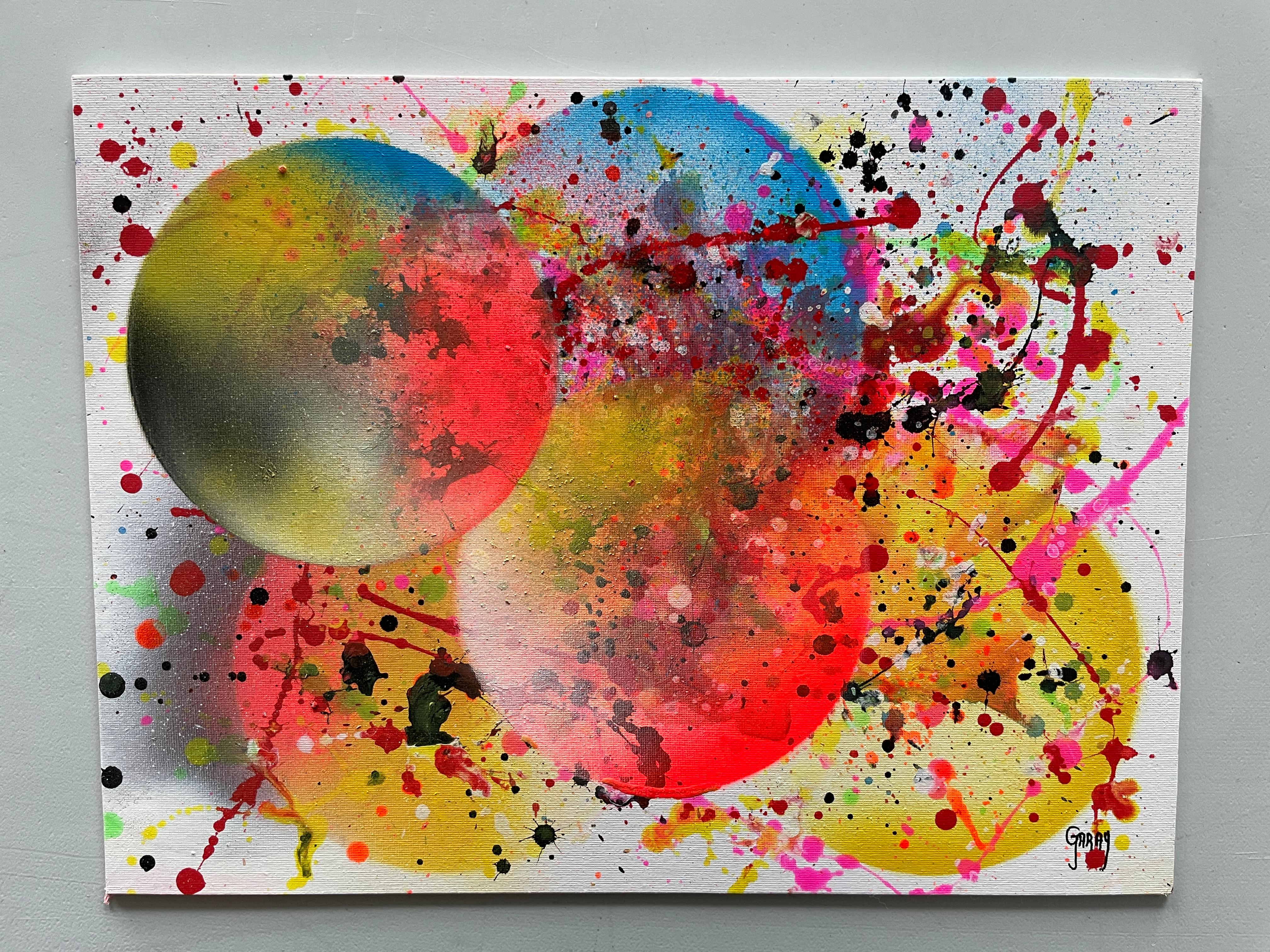 Dieses Gemälde sieht aus wie eine Explosion des Lebens, das aus dem Chaos aufsteigt: eine leuchtende Kugel, die inmitten eines Sturms von Farben und Spritzern wiedergeboren wird.

Stellen Sie sich vor, diese Kugel sei das Herz eines Phönix, der