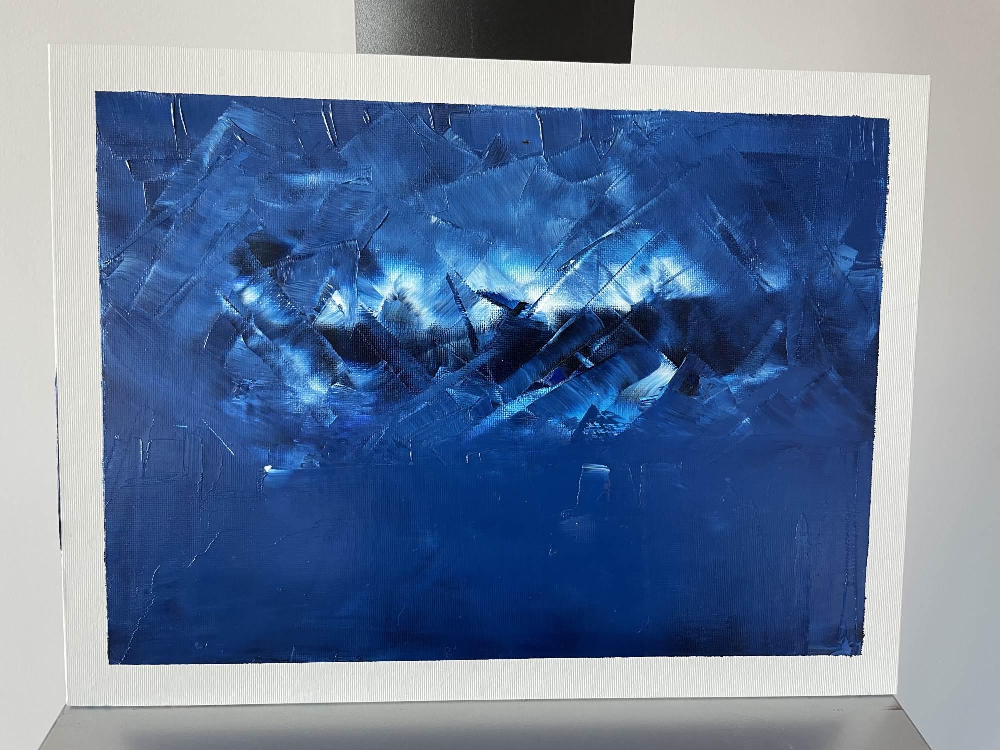 Blaue Traumlandschaft 04 (Grau), Abstract Painting, von Juan Jose Garay