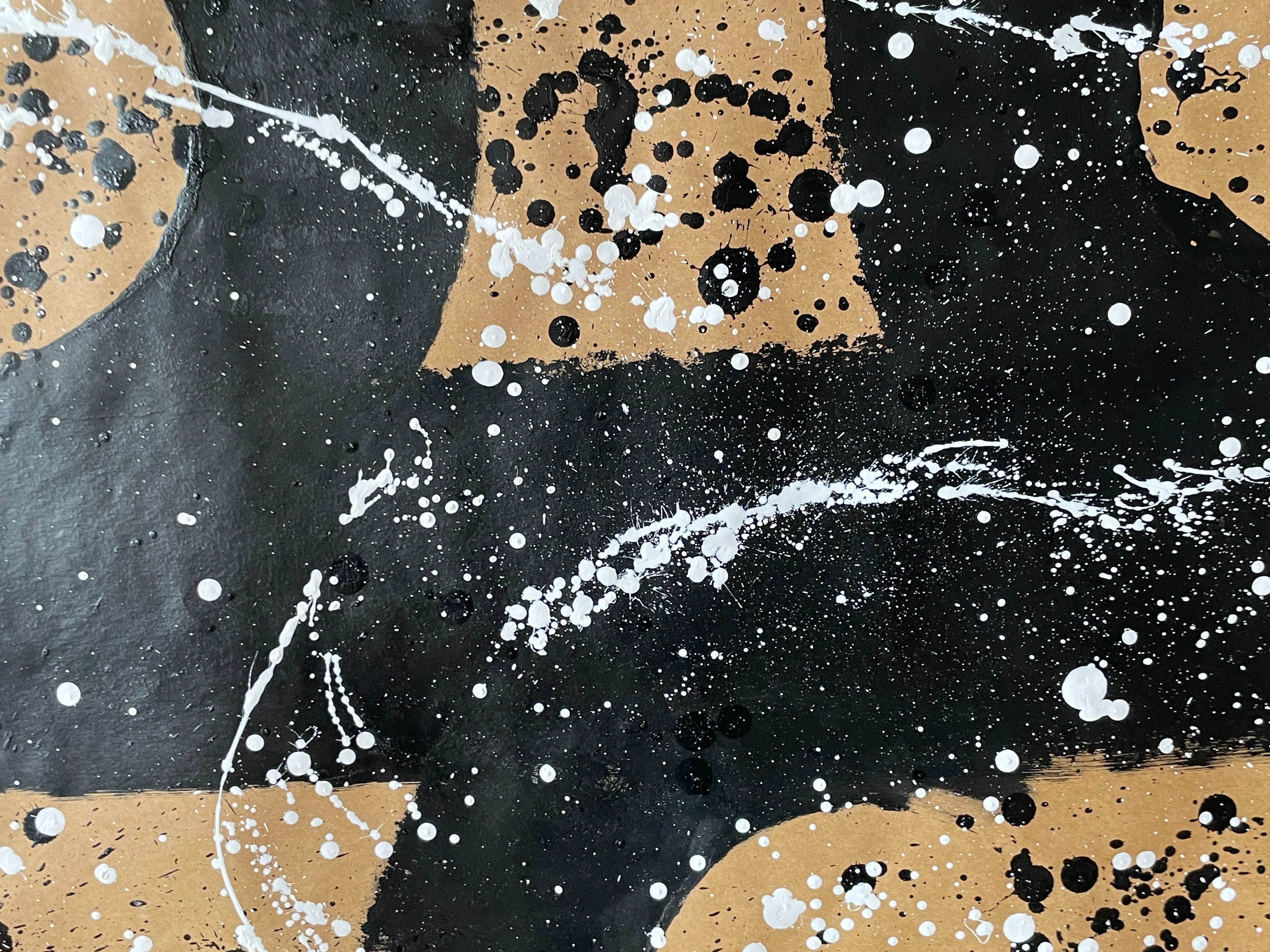 Dipinto realizzato su carta di cartone extra resistente. Grande dipinto realizzato con acrilici. Il dipinto vuole rappresentare una sinfonia di forme e linee circolari. Si tratta di un dipinto su carta molto delicato. Viene inviato arrotolato con un