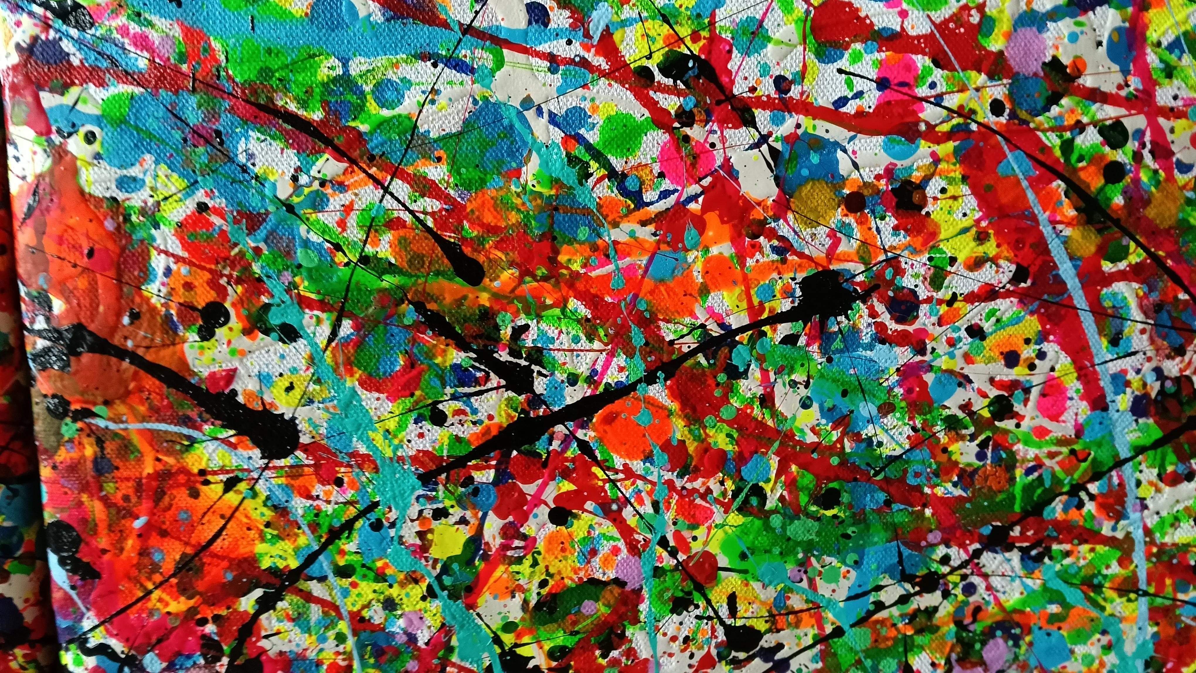 Pulse zwischen Schatten und Licht

Ein Diptychon im Stil von Jackson Pollock kann als eine in zwei Tafeln geteilte Leinwand beschrieben werden, die durch eine lebendige und chaotische Dynamik verbunden ist, die für die Aktionsmalerei