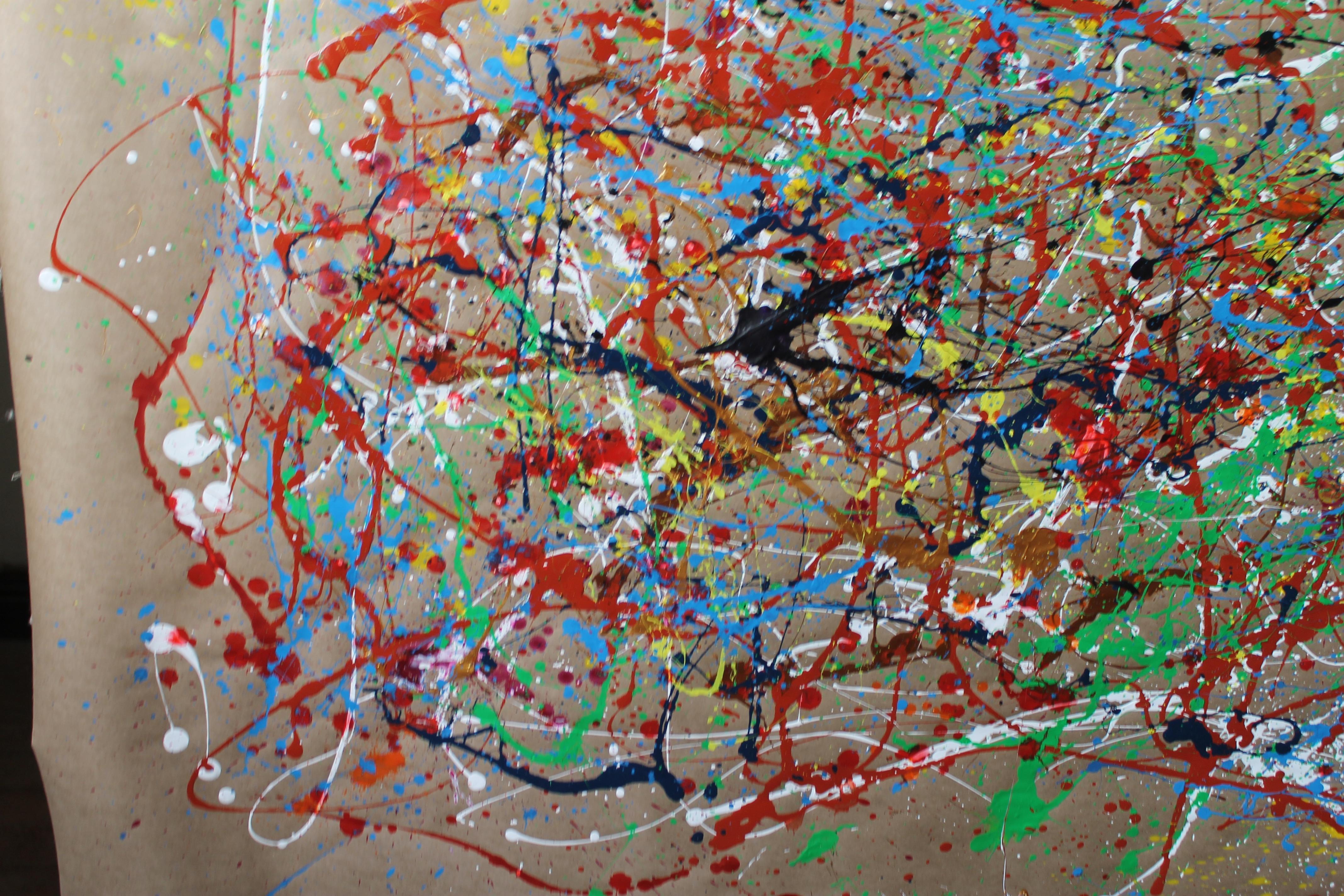 Questo quadro astratto, realizzato su una base di cartone, presenta un'esplosione di energia e dinamismo, caratteristica dello stile action painting. L'uso di smalti e vernici acriliche offre una ricca varietà di texture e lucentezze, creando