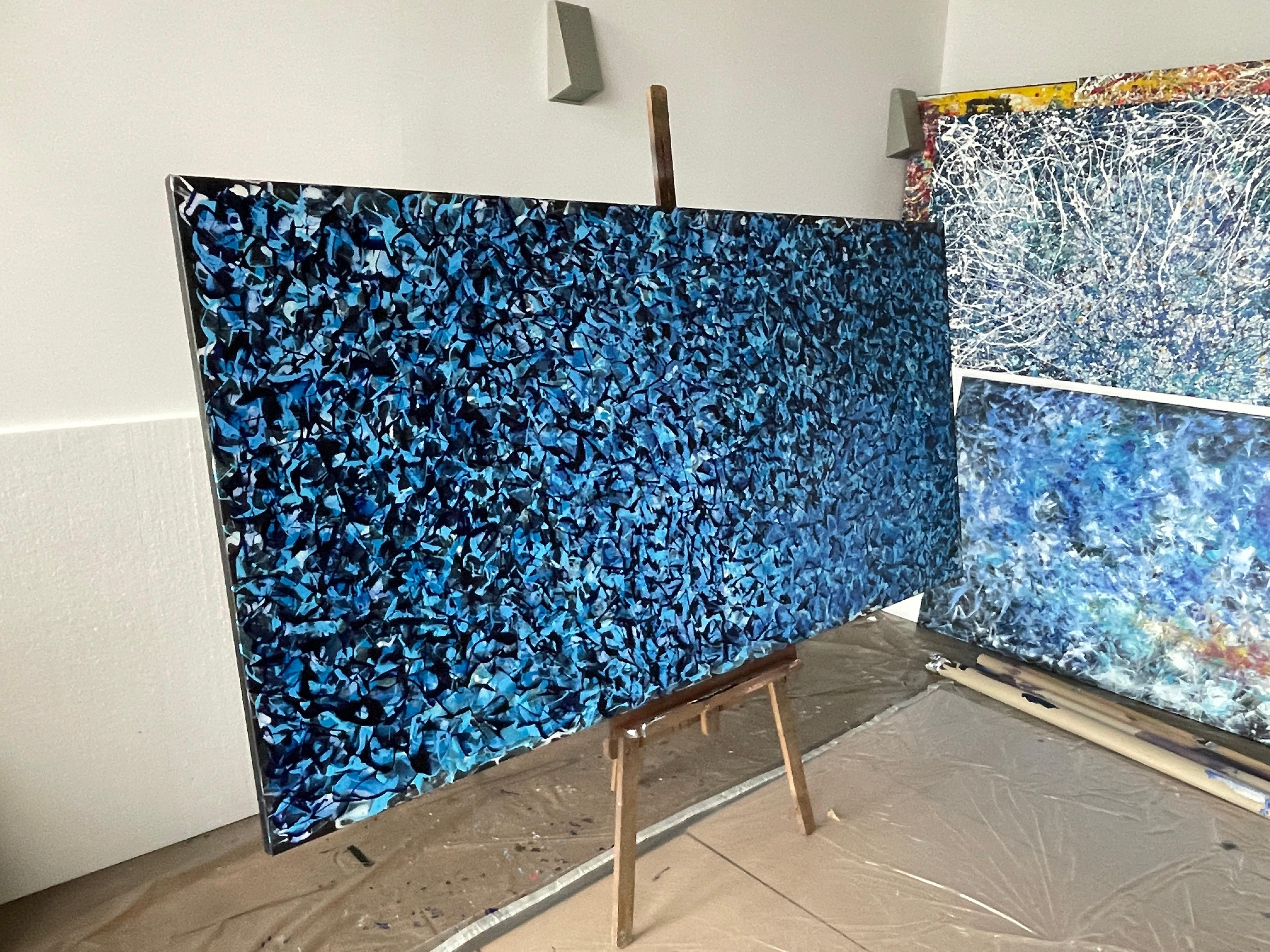 Bleu outremer abstrait en vente 1