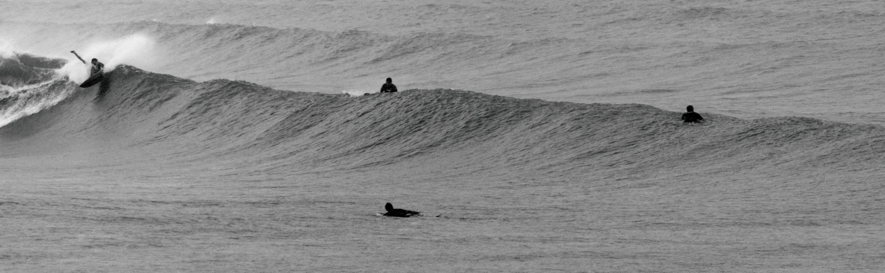 Layback - Surf Photography B&W limited edition Print, Signed Archival 2016 For Sale 2