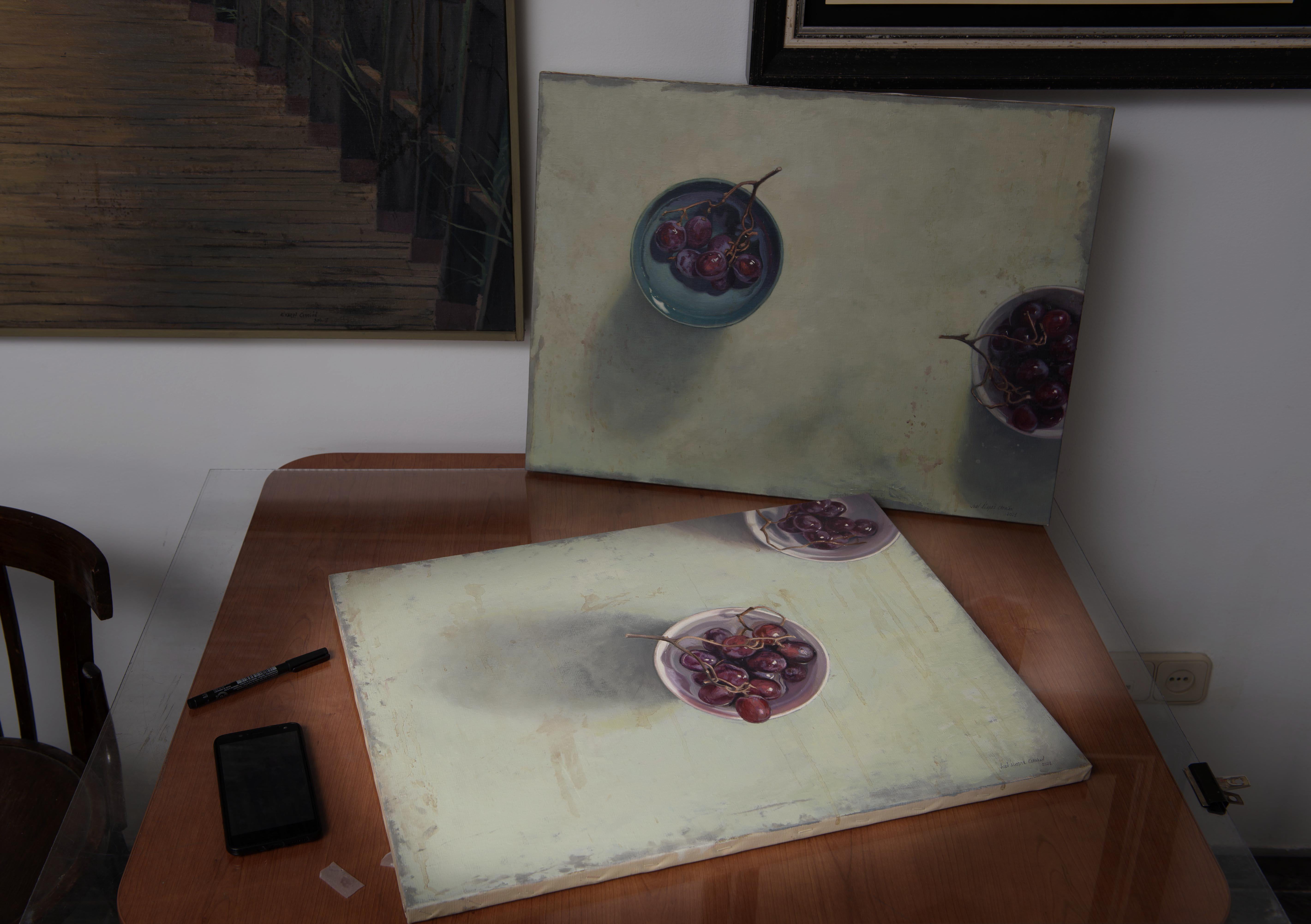 Bowls with grapes I For Sale 4