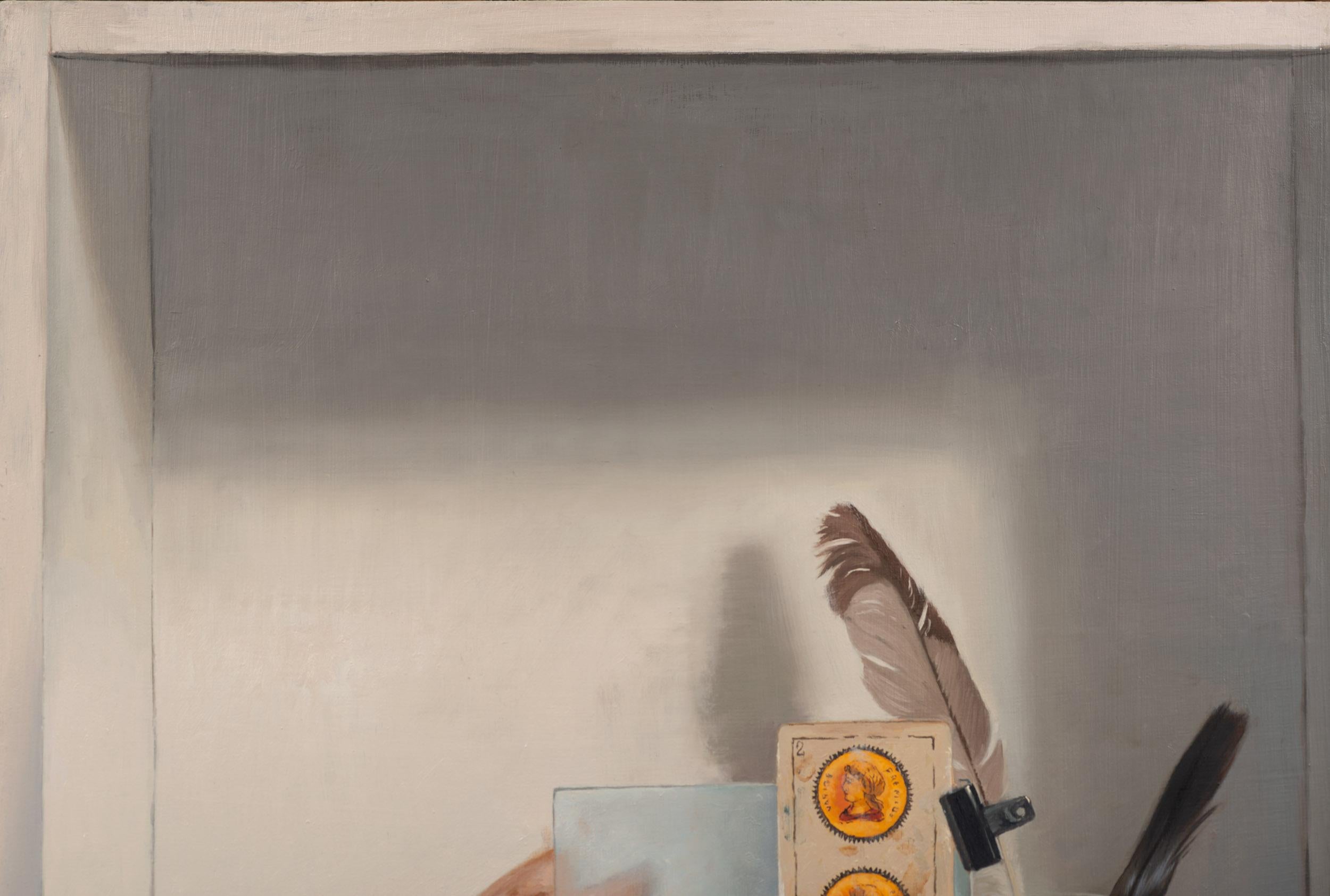 Conch and the playing card - Realist Painting by Juan Álvarez Cebrián