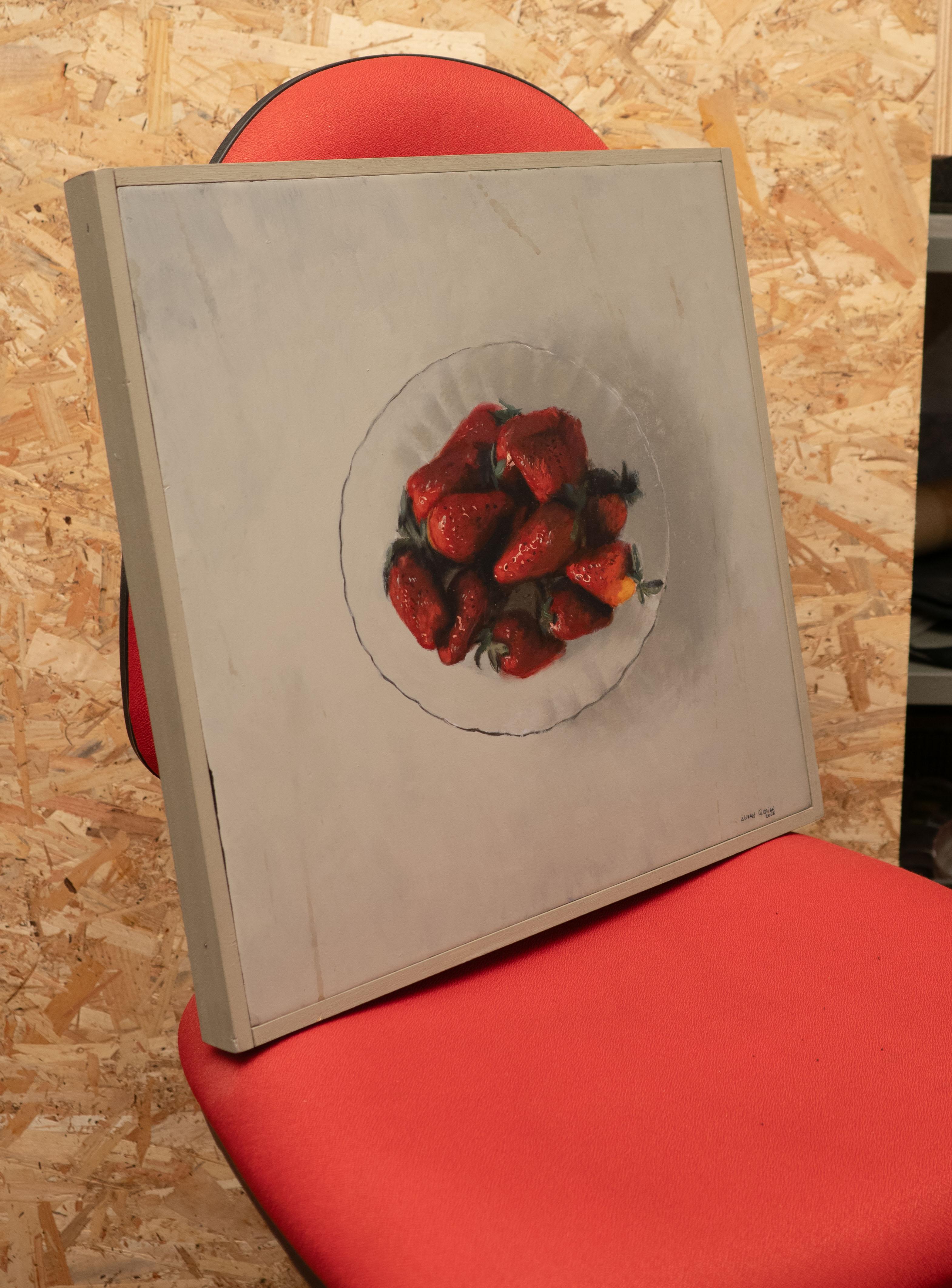 Plat avec des fraises en vente 4