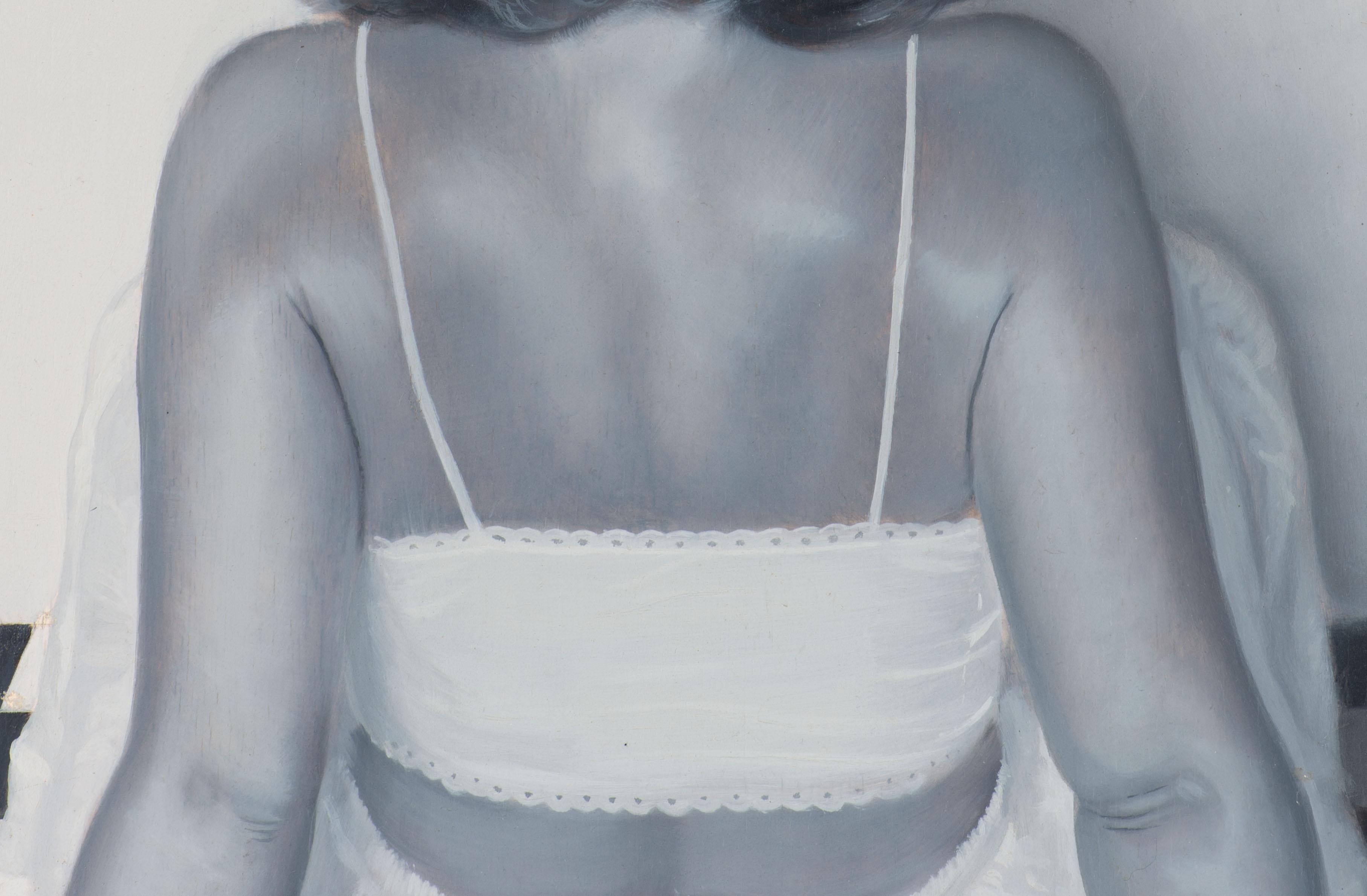 Das Werk zeigt eine auf dem Rücken liegende Frau, die auf dem Boden auf einem Schachbrett in Grau-, Schwarz- und Weißtönen sitzt. Die weibliche Figur, die in Grisaille gemalt ist, kontrastiert mit der darunter liegenden erdfarbenen Grundierung. Die