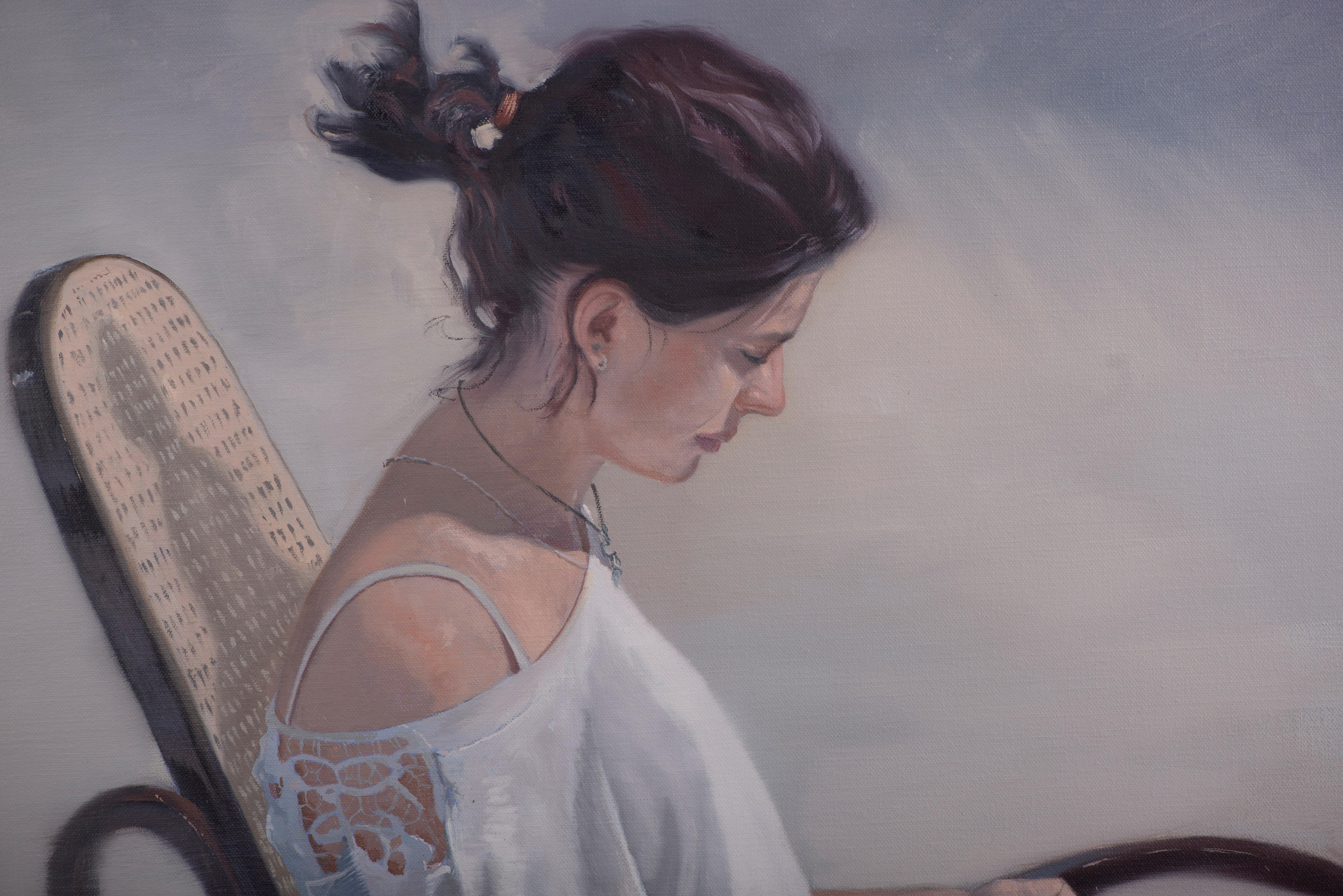 Frau, die in einem Schaukelstuhl reading, ich – Painting von Juan Álvarez Cebrián