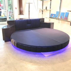 Juan Montoya Round Sleeping Unit