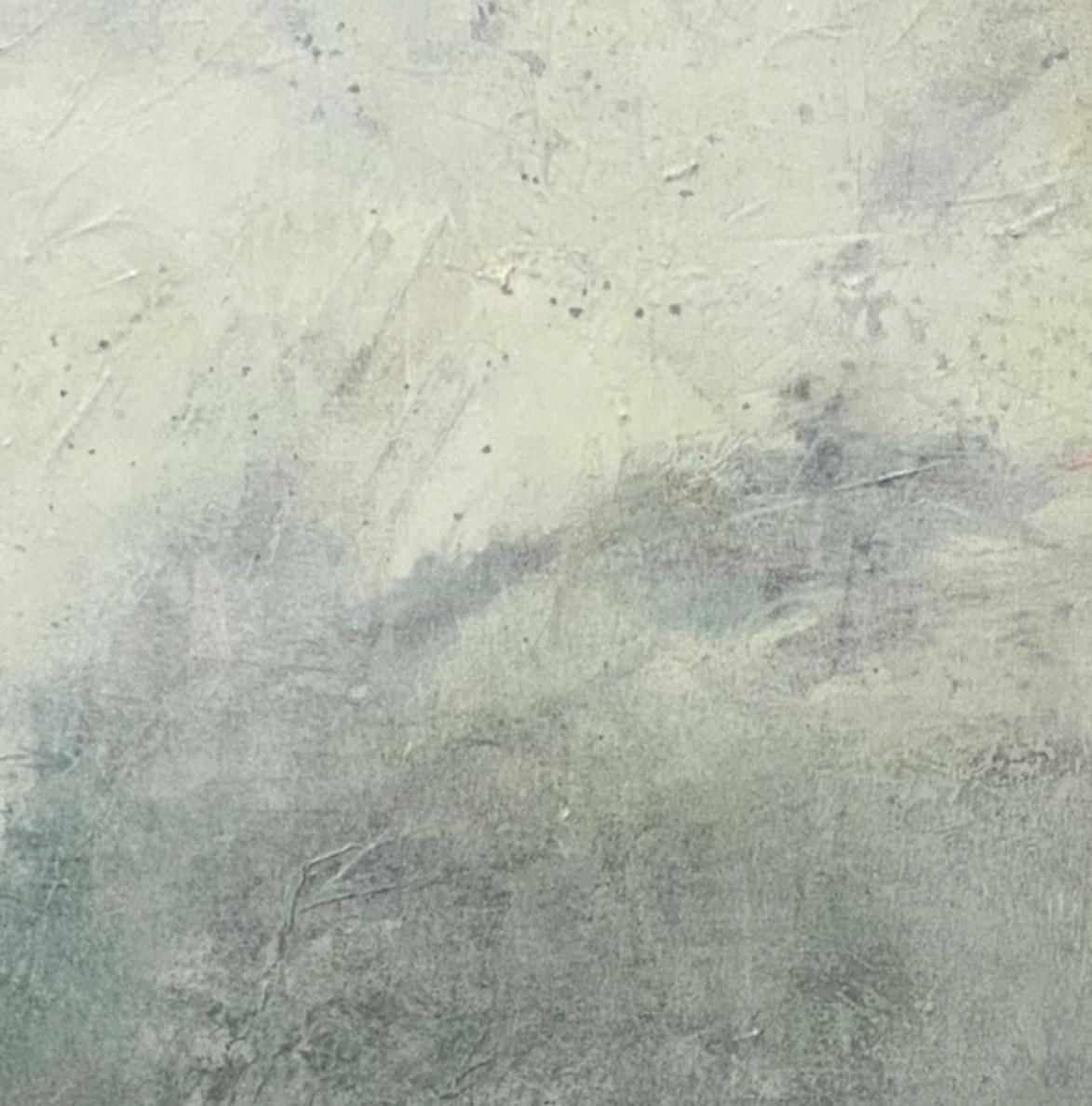 Era una giornata nebbiosa, un paesaggio contemporaneo, una schiuma di mare, un astratto etereo, - Landscape Painting Grigio di Juanita Bellavance 