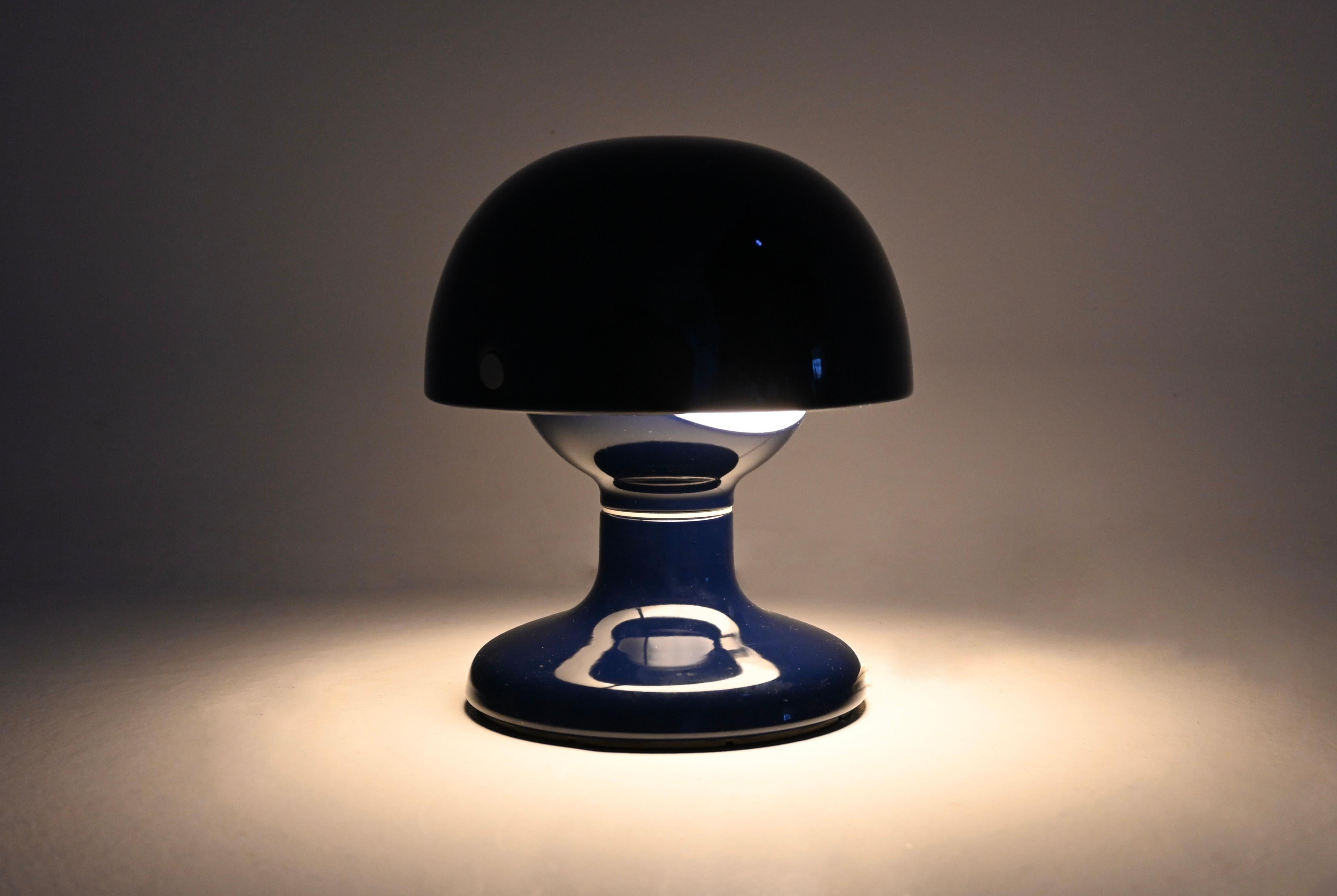 Jucker 147 Table Lamp by Tobia & Afra Scarpa for Flos, 1960s In Good Condition In bruxelles, BE