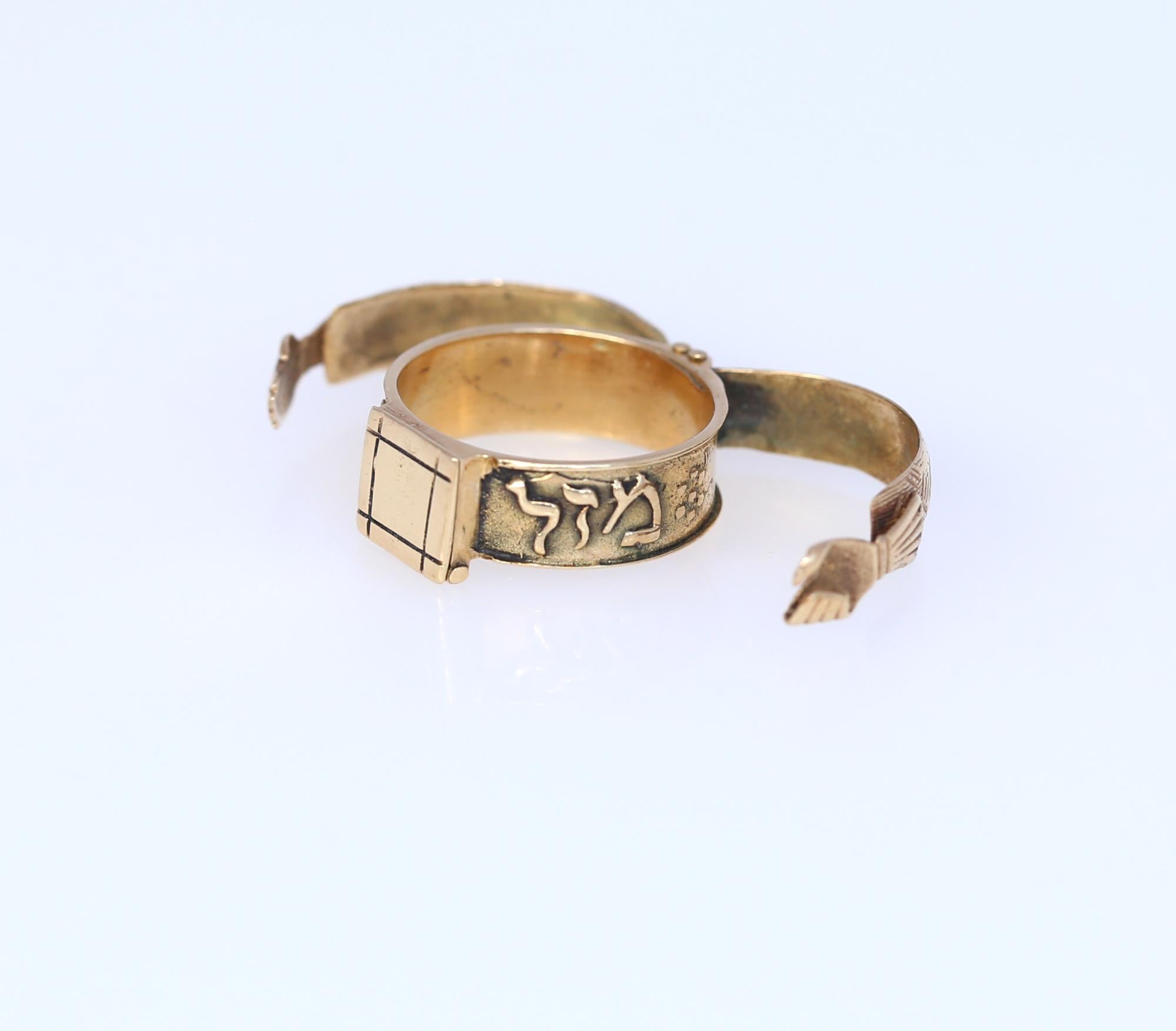 Judaic Engagement Mazal Tov 18 Karat Gold Secret Ring, 1900 4