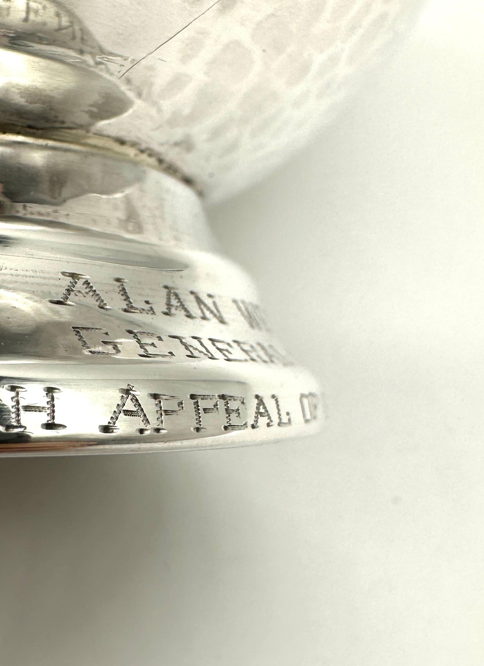 JUDAICA-SILBER ETROG-Box AUS ETROG, DESIGNT VON LUDWIG-WOLPERT. New York, 20. Jahrhundert im Angebot 12