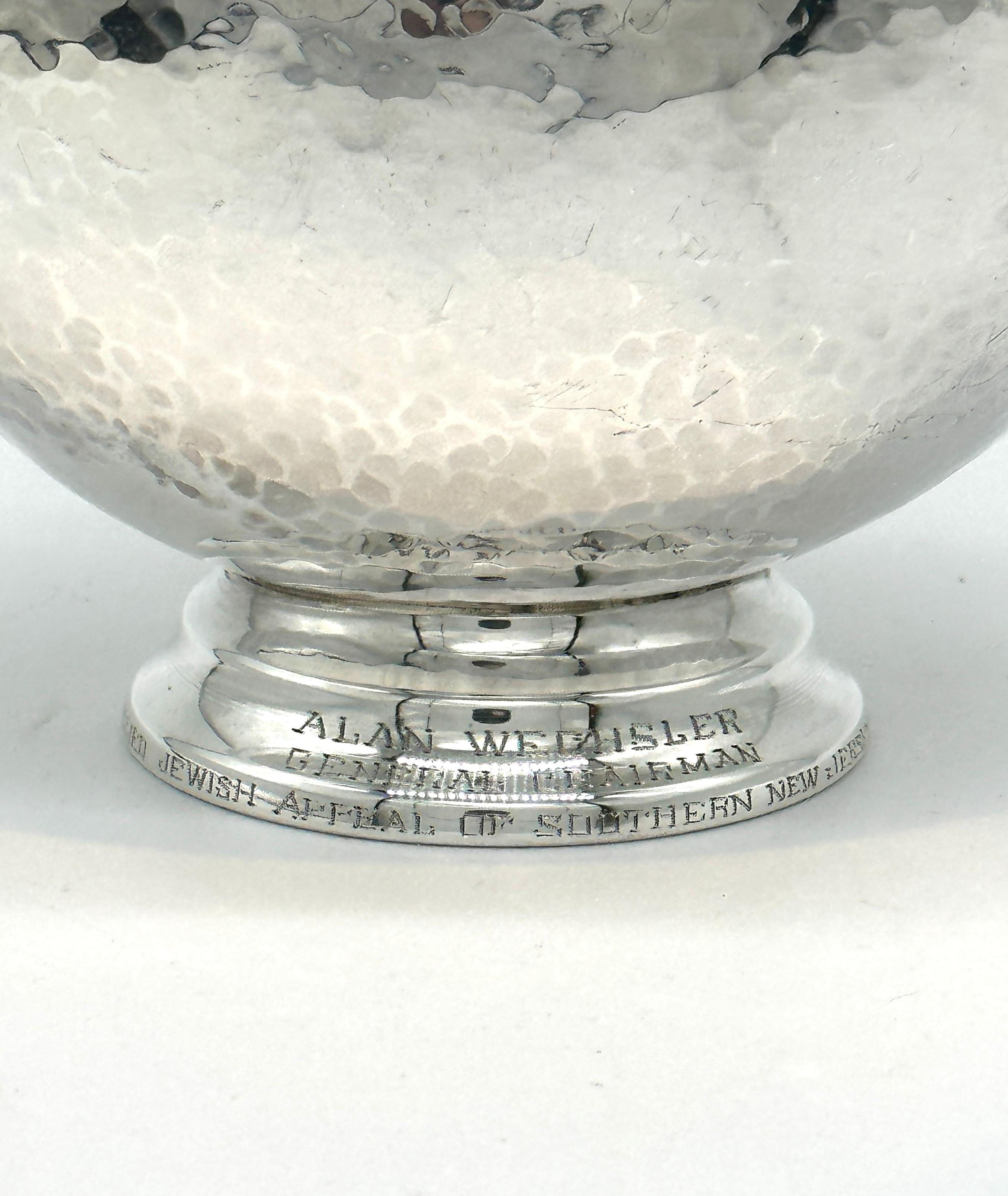 JUDAICA CAJA DE PLATA PARA ETROG DISEÑADA POR LUDWIG WOLPERT. Nueva York, siglo XX en venta 2
