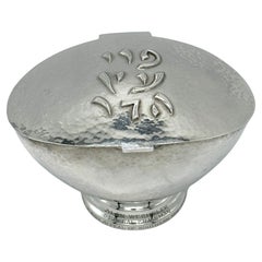 JUDAICA-SILBER ETROG-Box AUS ETROG, DESIGNT VON LUDWIG-WOLPERT. New York, 20. Jahrhundert