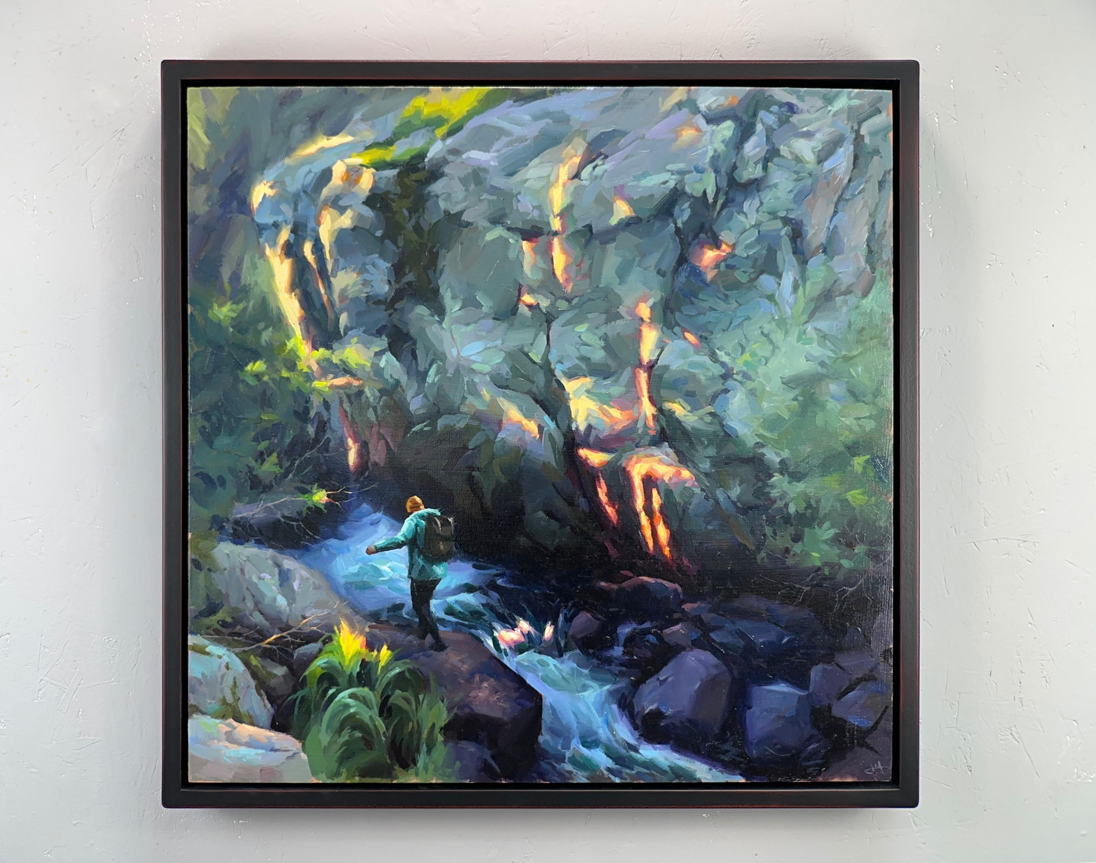 „Transmission“ – Ölgemälde eines Wanderers beim Überqueren des Flusses im üppigen Wald – Painting von Judd Mercer