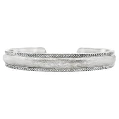Bracelet en argent brossé et diamants de Jude Frances