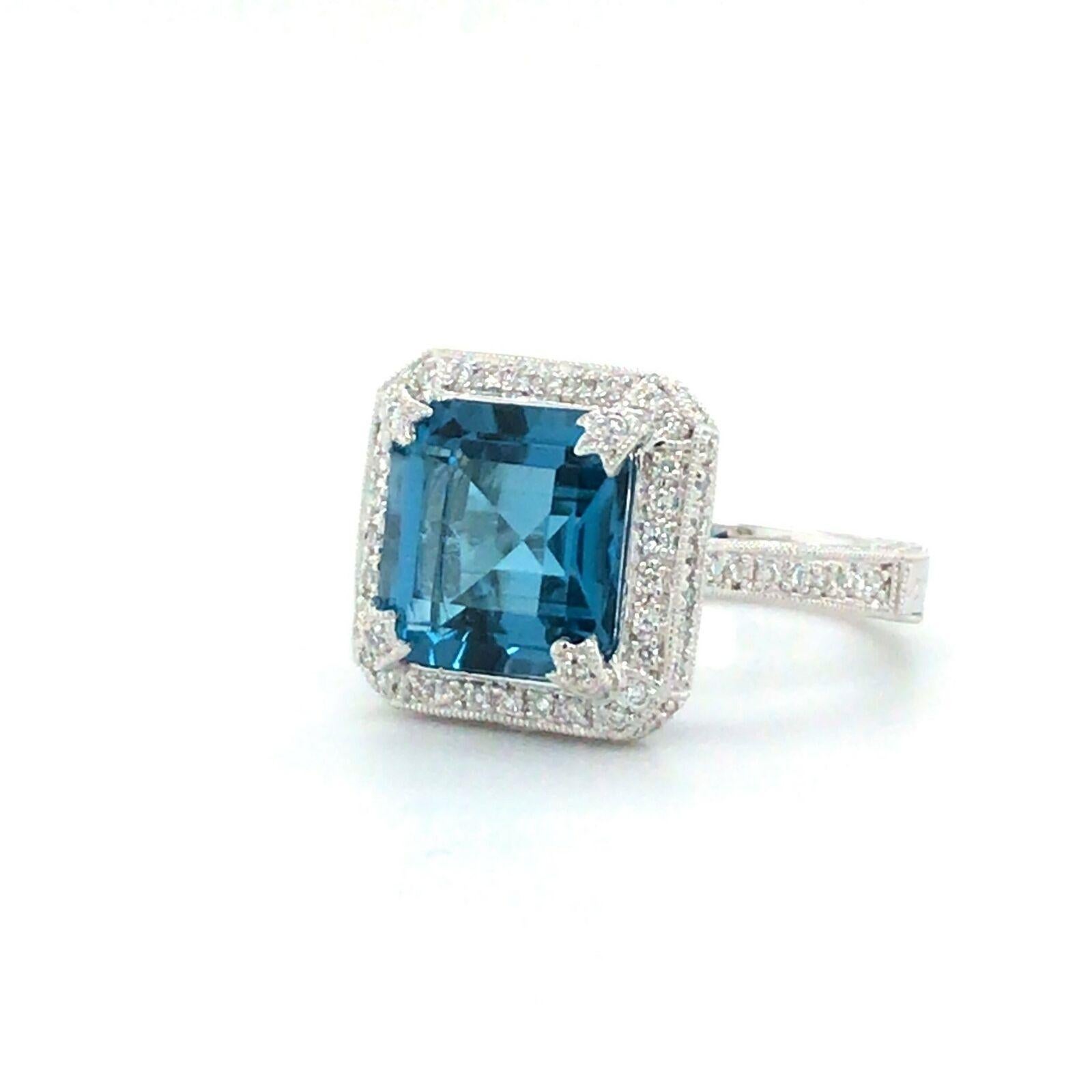 Jude Frances Londoner Blauer Topas und Diamant 18 Karat Weißgold Halo-Ring im Zustand „Gut“ in Guilford, CT