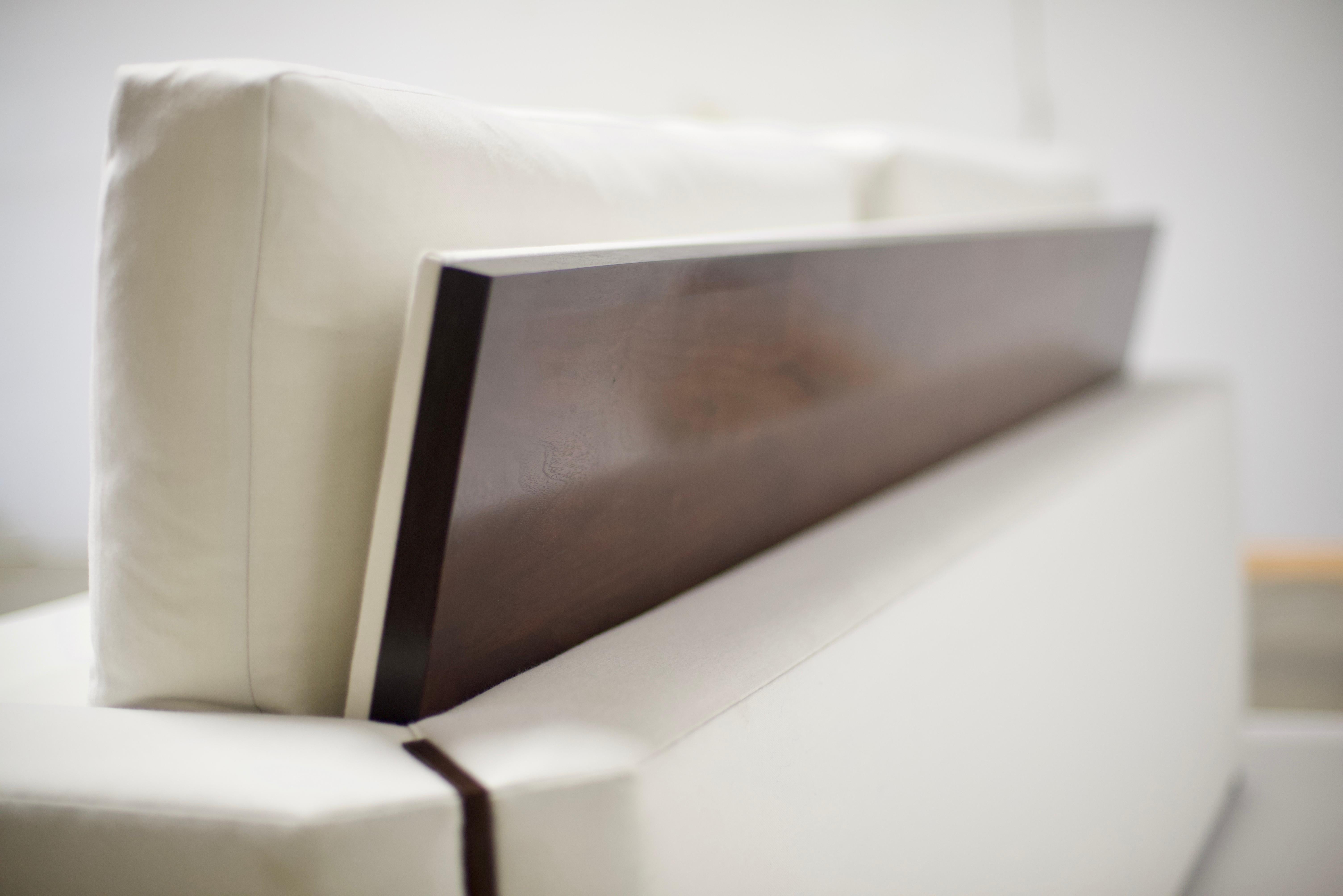 Jude Sofa im Zustand „Neu“ im Angebot in Houston, TX
