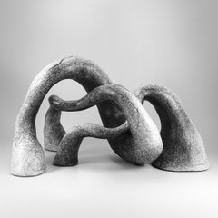 Sculpture abstraite minimale en noir et blanc : "Couple".