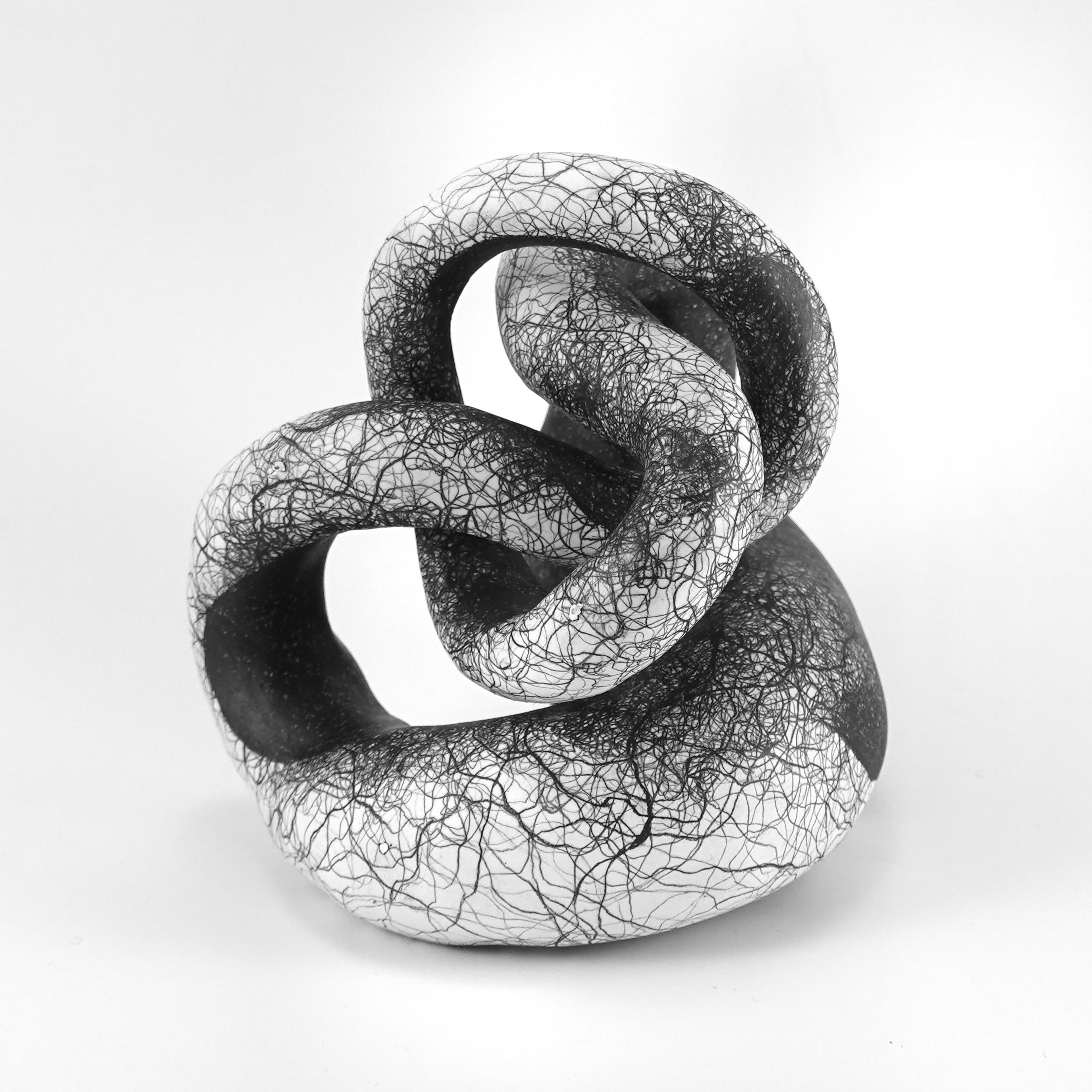 Minimal abstract, black and white sculpture: 'ENTWIX' - Contemporary Sculpture by Judi Tavill