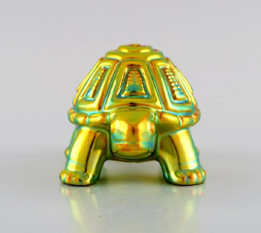 Judit Nádor para Zsolnay, Tortuga en cerámica vidriada Moderno de mediados de siglo en venta