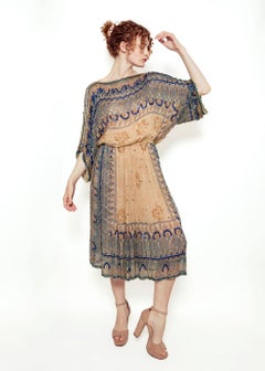 Judith Ann Indisches Kleid aus Seide und Pailletten