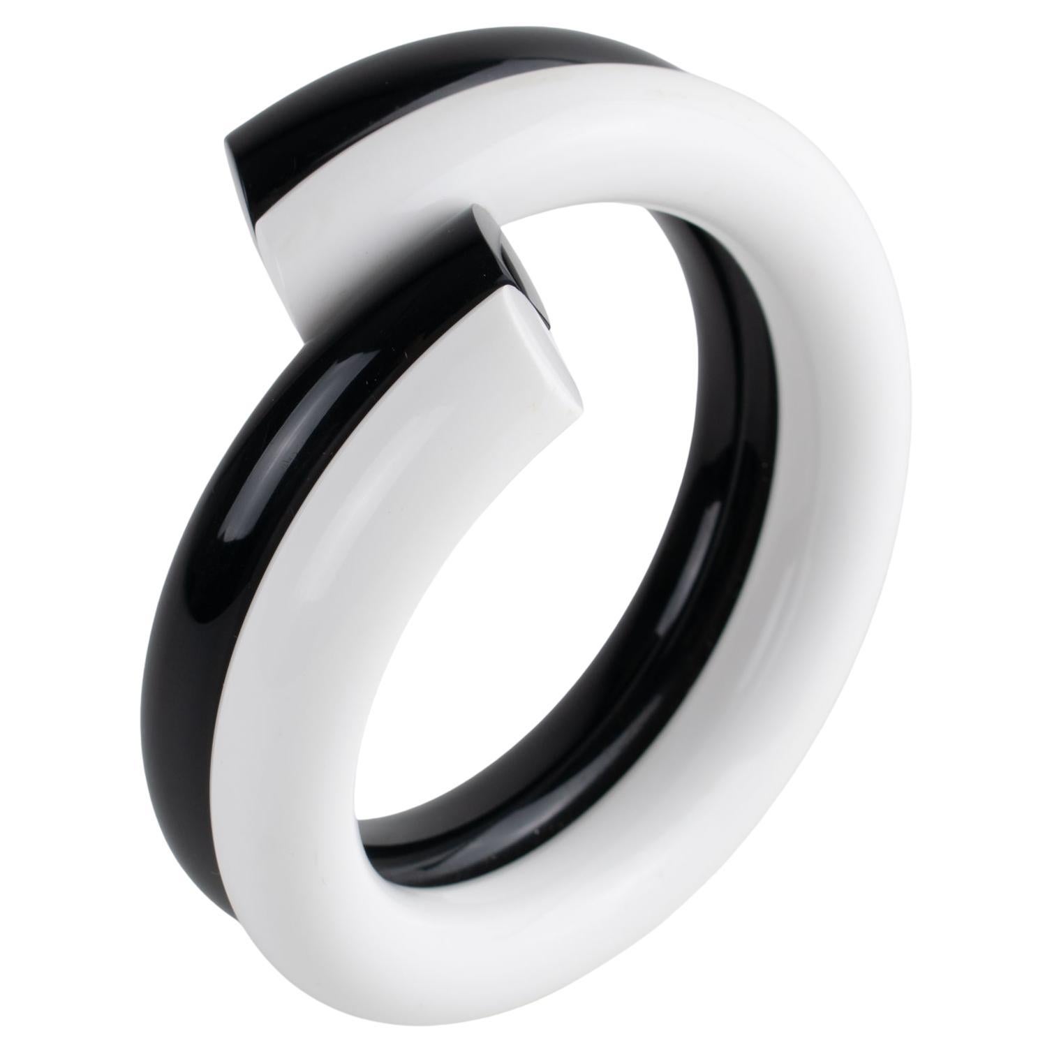 Judith Hendler Black and White Acrylic Bypass Bracelet Bangle For Sale