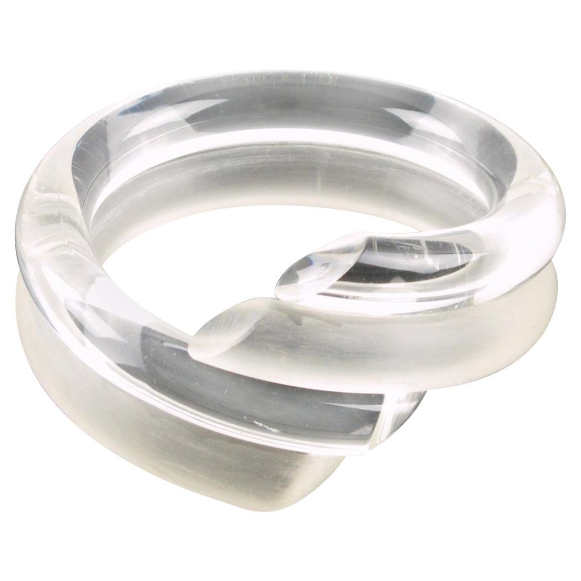 Judith Hendler Clear and Frosted Lucite Acrylic Coiled Bracelet Bangle For Sale