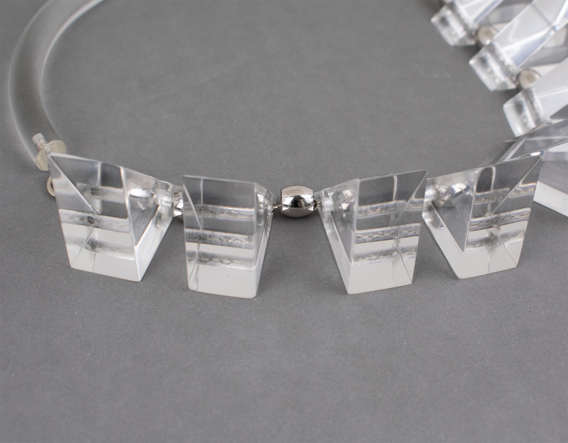 Judith Hendler Clear Acrylic Neck-Ring Necklace For Sale 8
