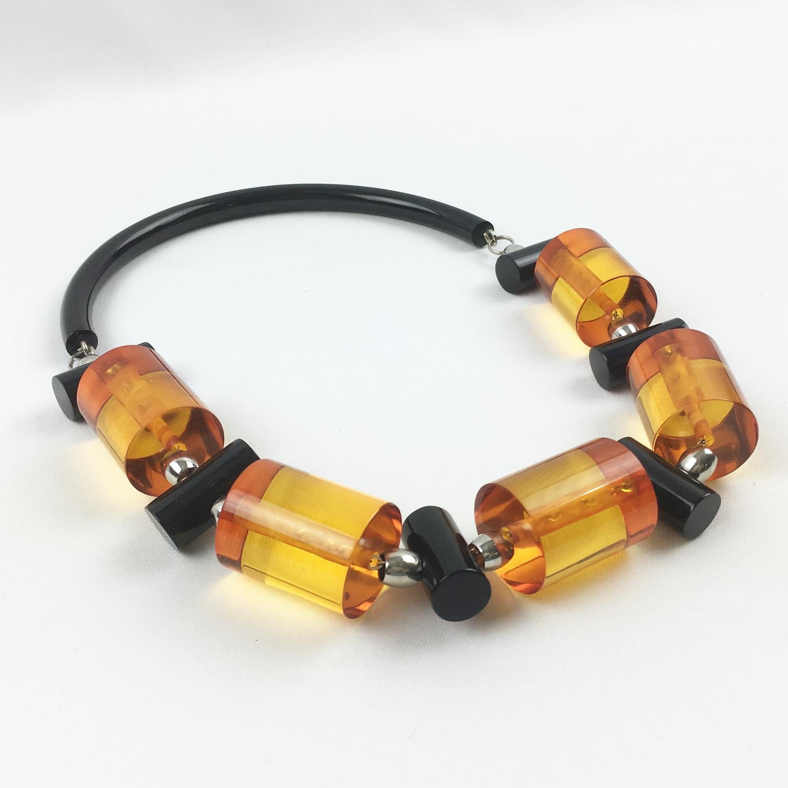 Judith Hendler Orange and Black Acrylic Lucite Choker Necklace In Excellent Condition For Sale In Atlanta, GA