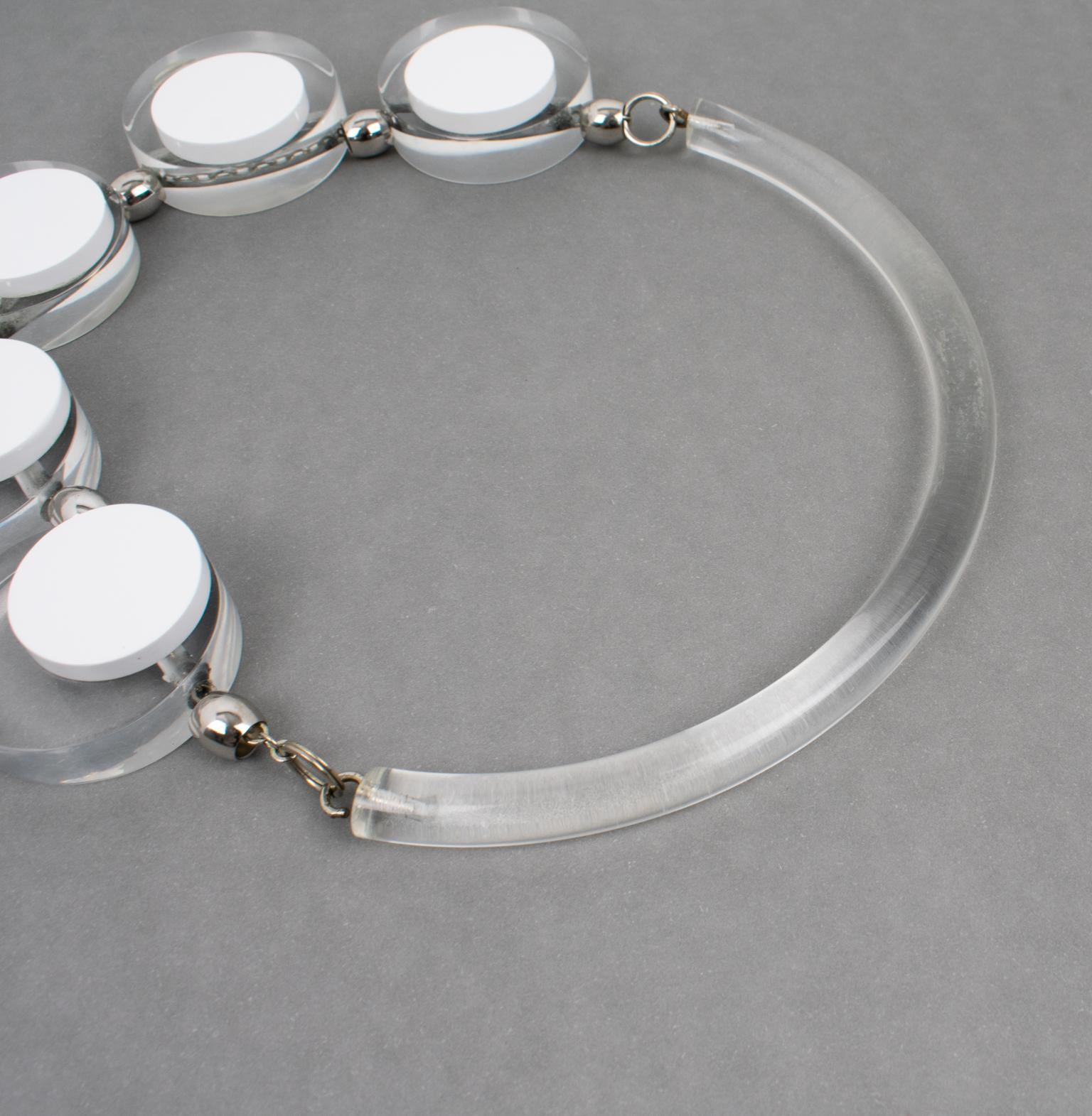 Judith Hendler Transparnt and White Acrylic Lucite Neck Ring Necklace For Sale 1