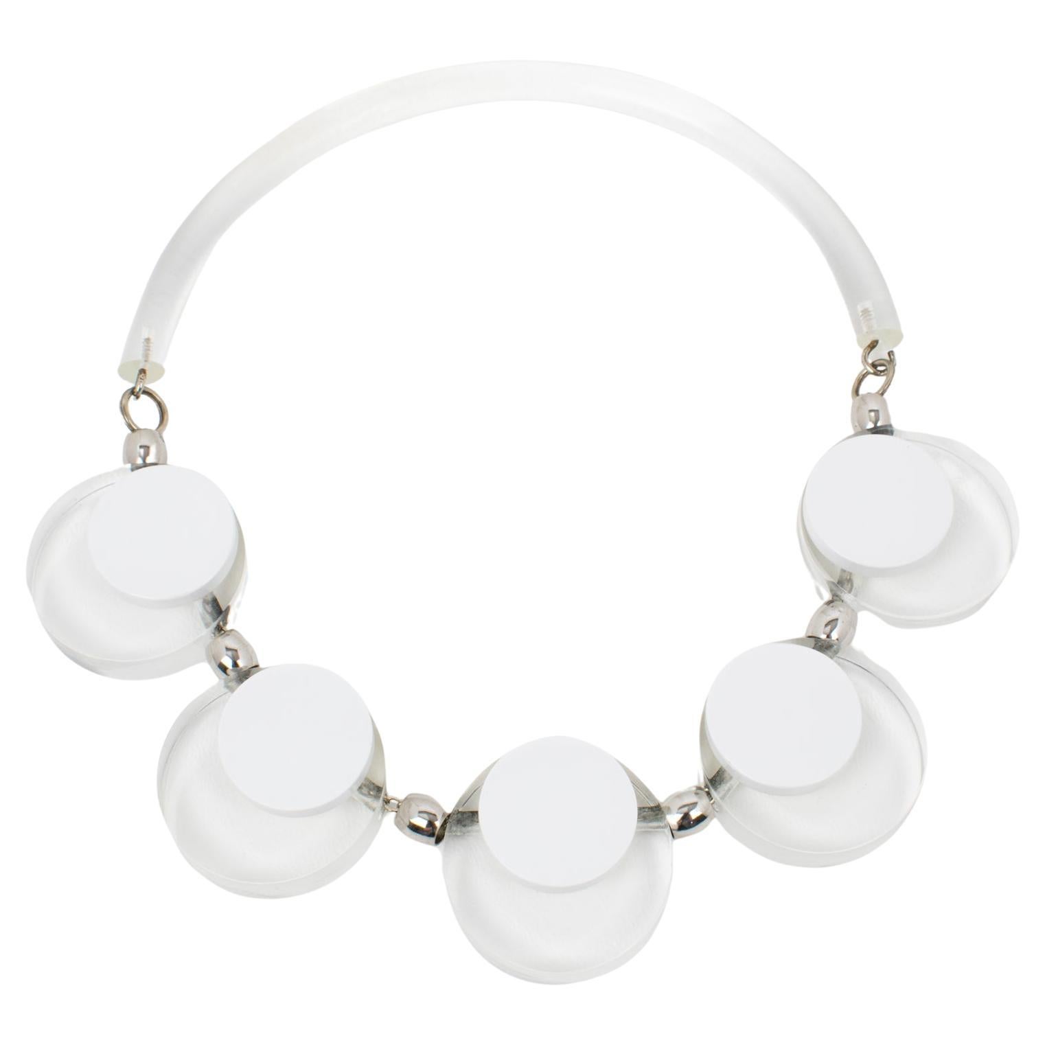 Judith Hendler Transparnt and White Acrylic Lucite Neck Ring Necklace For Sale