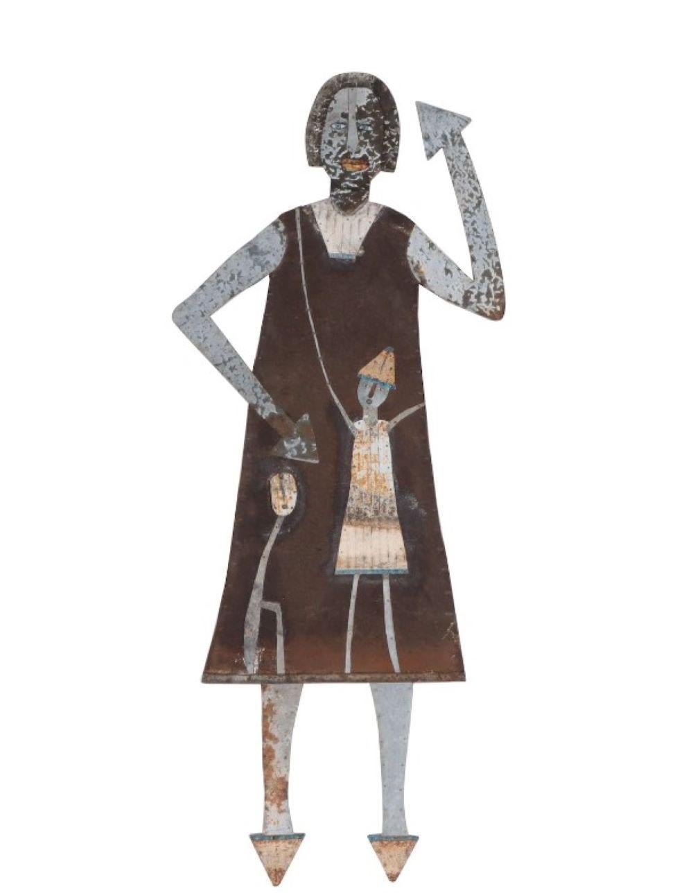 Figurative Sculpture Judith Hoyt - Many Directions - Sculpture murale en métal trouvée représentant des femmes et des enfants