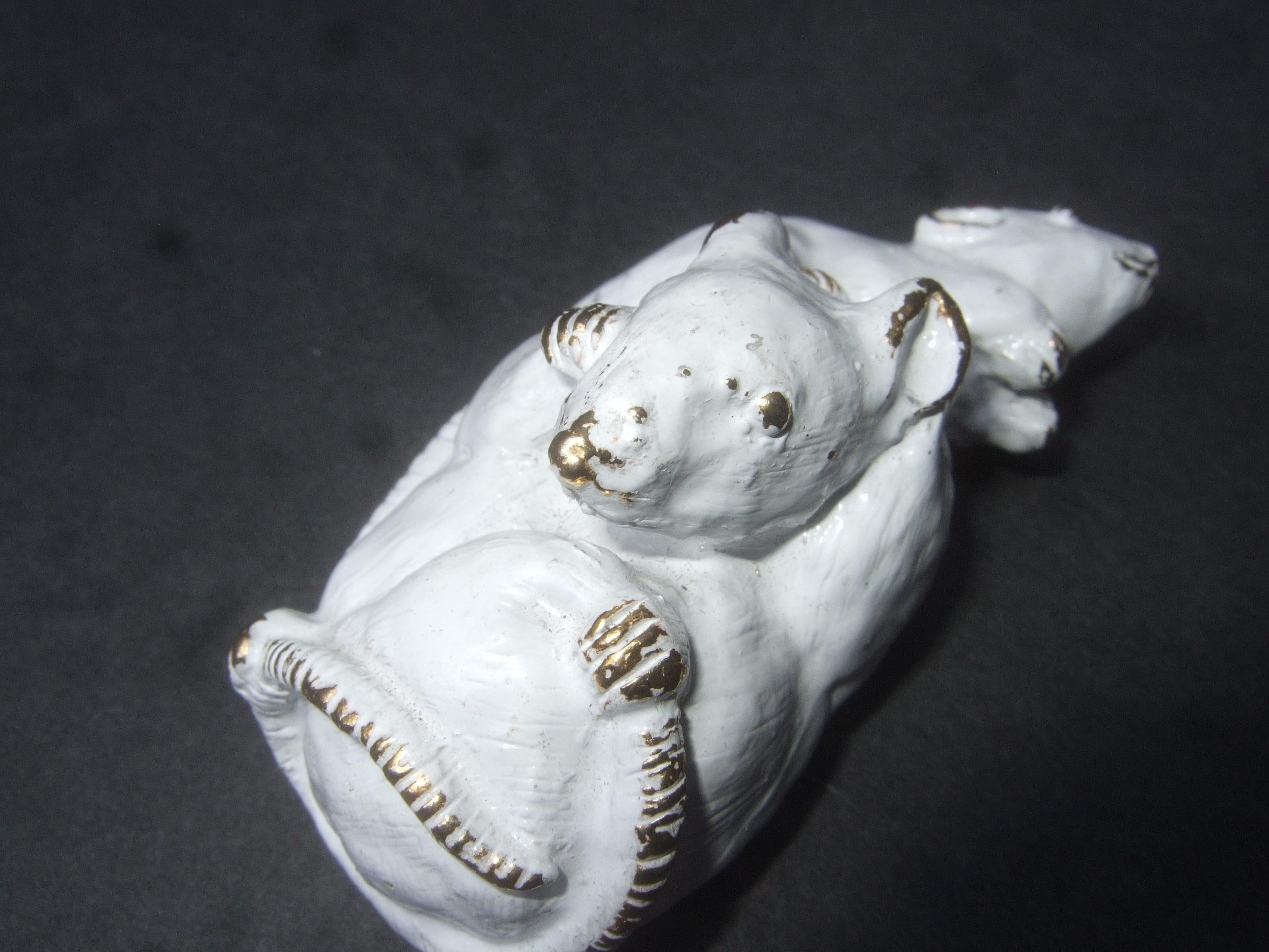 Judith Leiber Avant-Garde White Enamel Mouse Brooch c 1980s In Good Condition For Sale In University City, MO