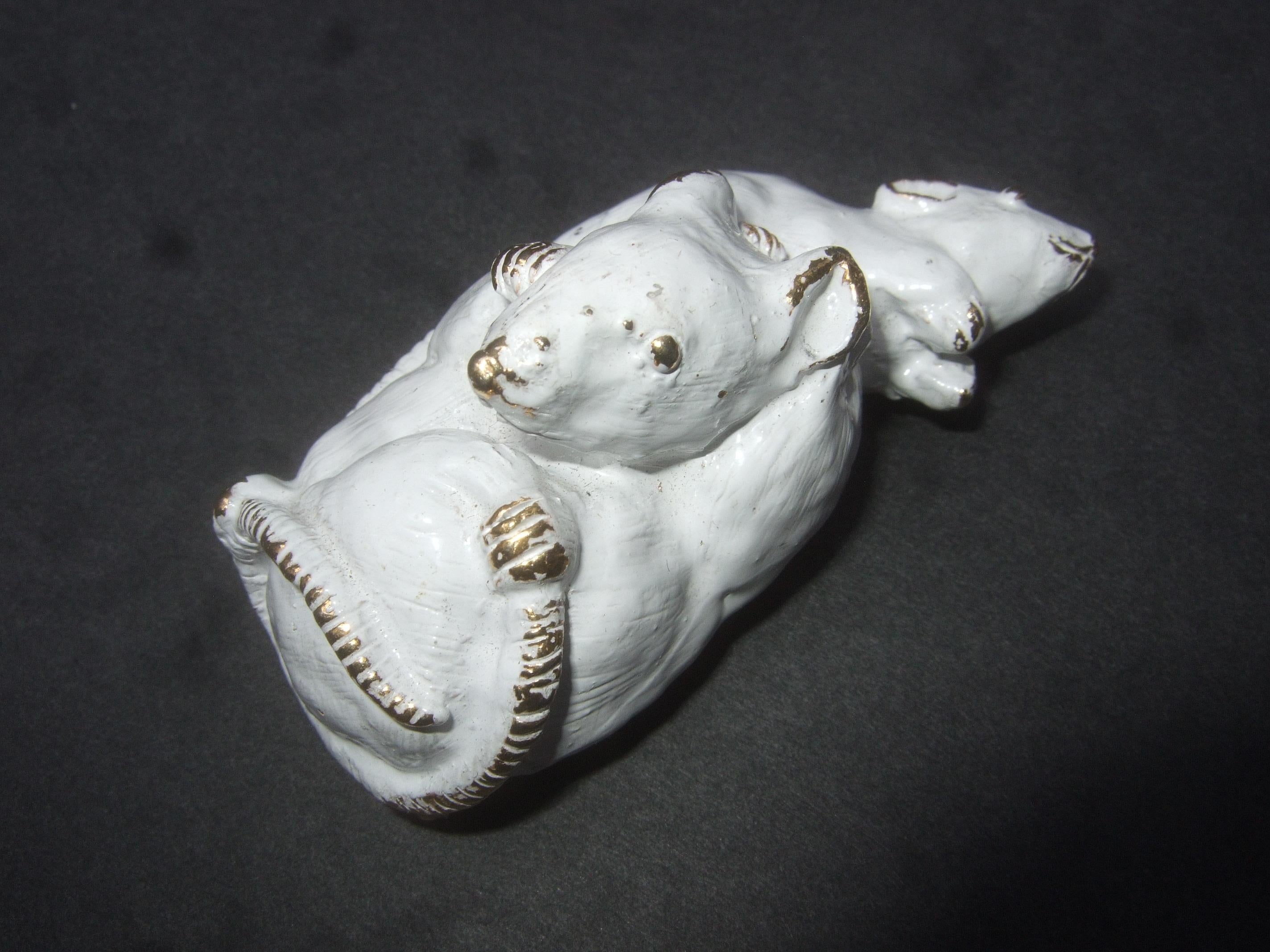 Judith Leiber Avant-Garde White Enamel Mouse Brooch c 1980s For Sale 2