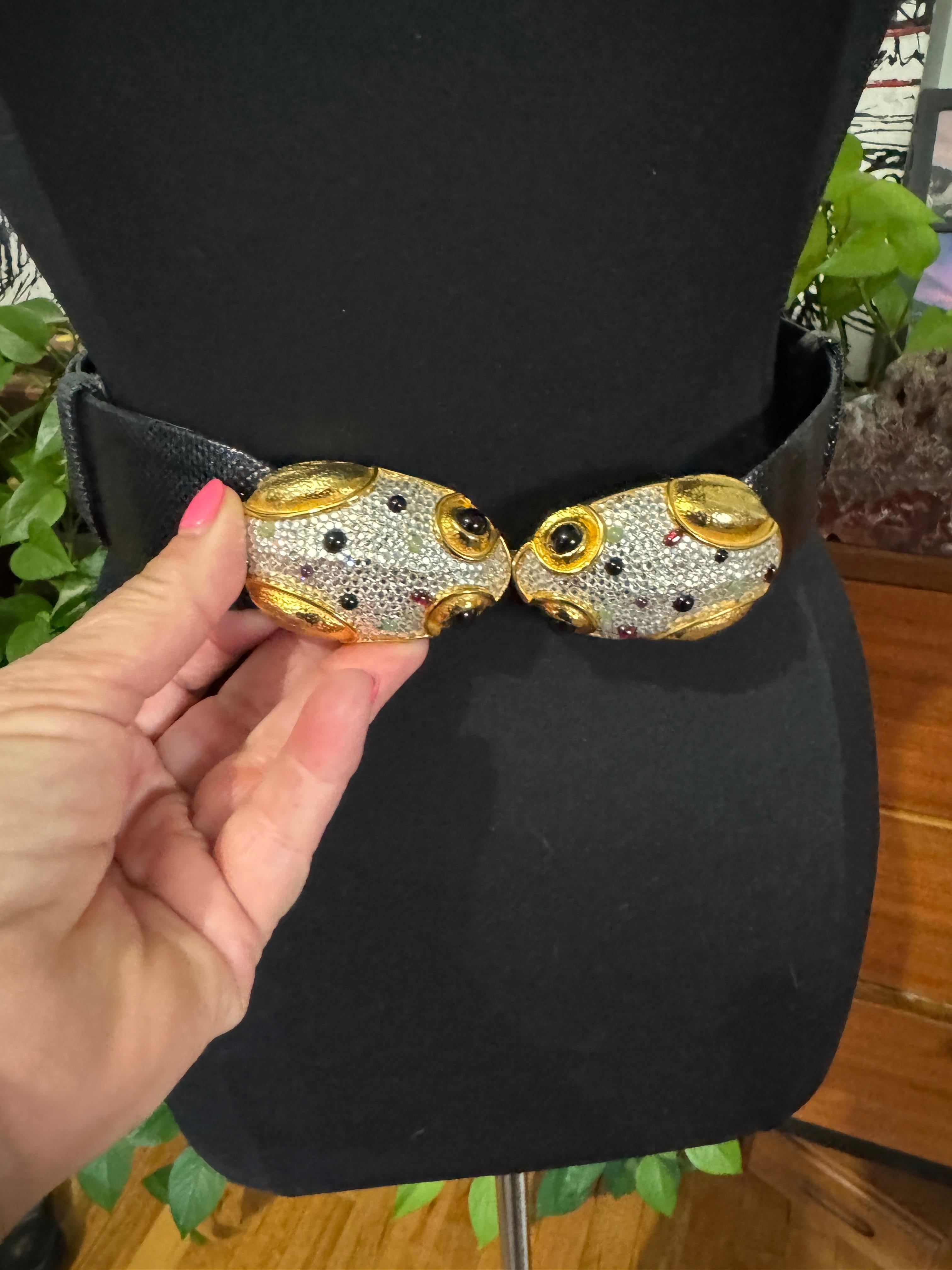 Cintura Judith Leiber con doppia rana incrostata espandibile anni '80 in vendita 7