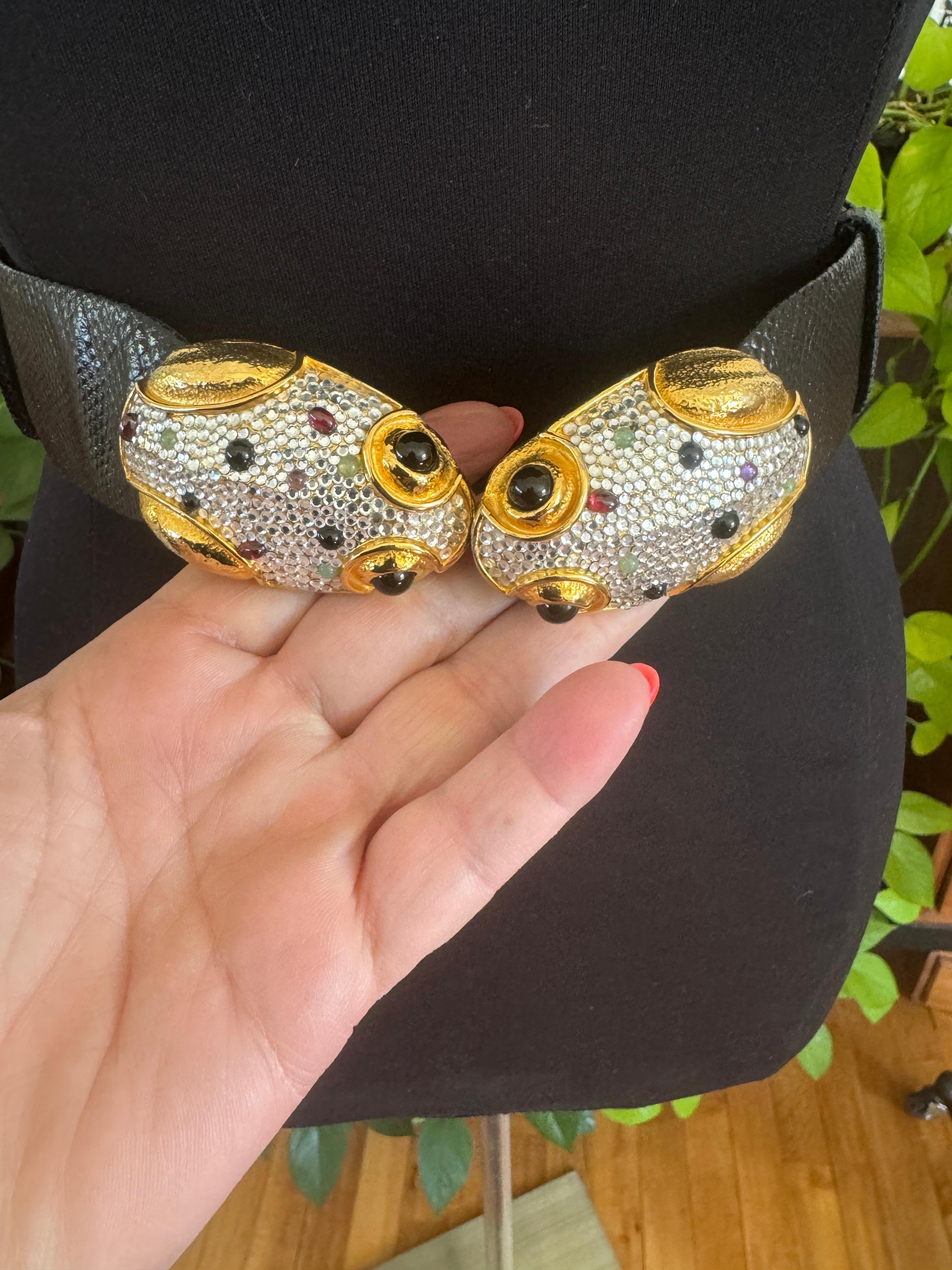 Judith Leiber Belt Encrusted Double Frog Expandable 1980s In Good Condition For Sale In Wallkill, NY