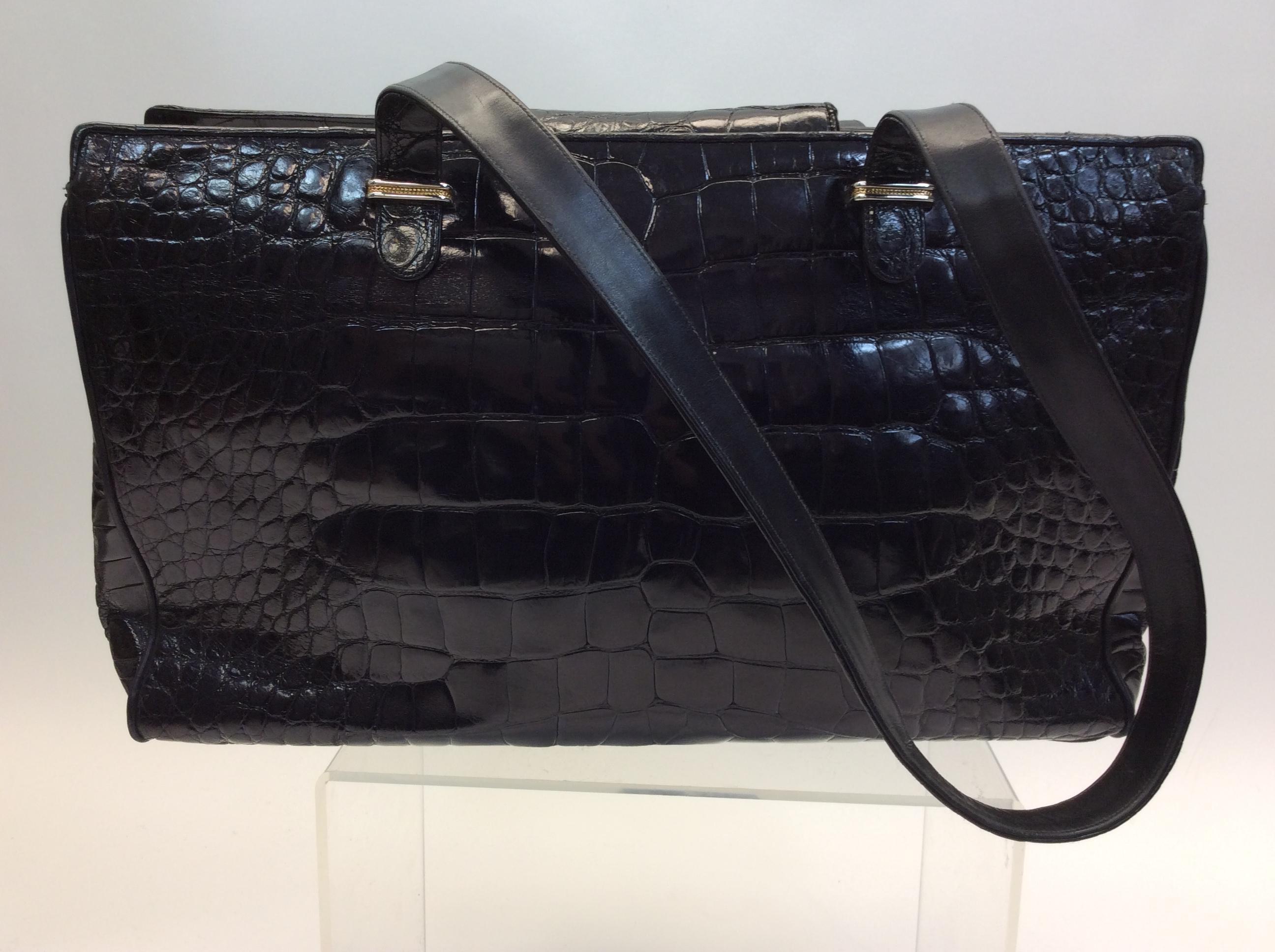 Judith Leiber Black Crocodile Shoulder Bag In Good Condition For Sale In Narberth, PA