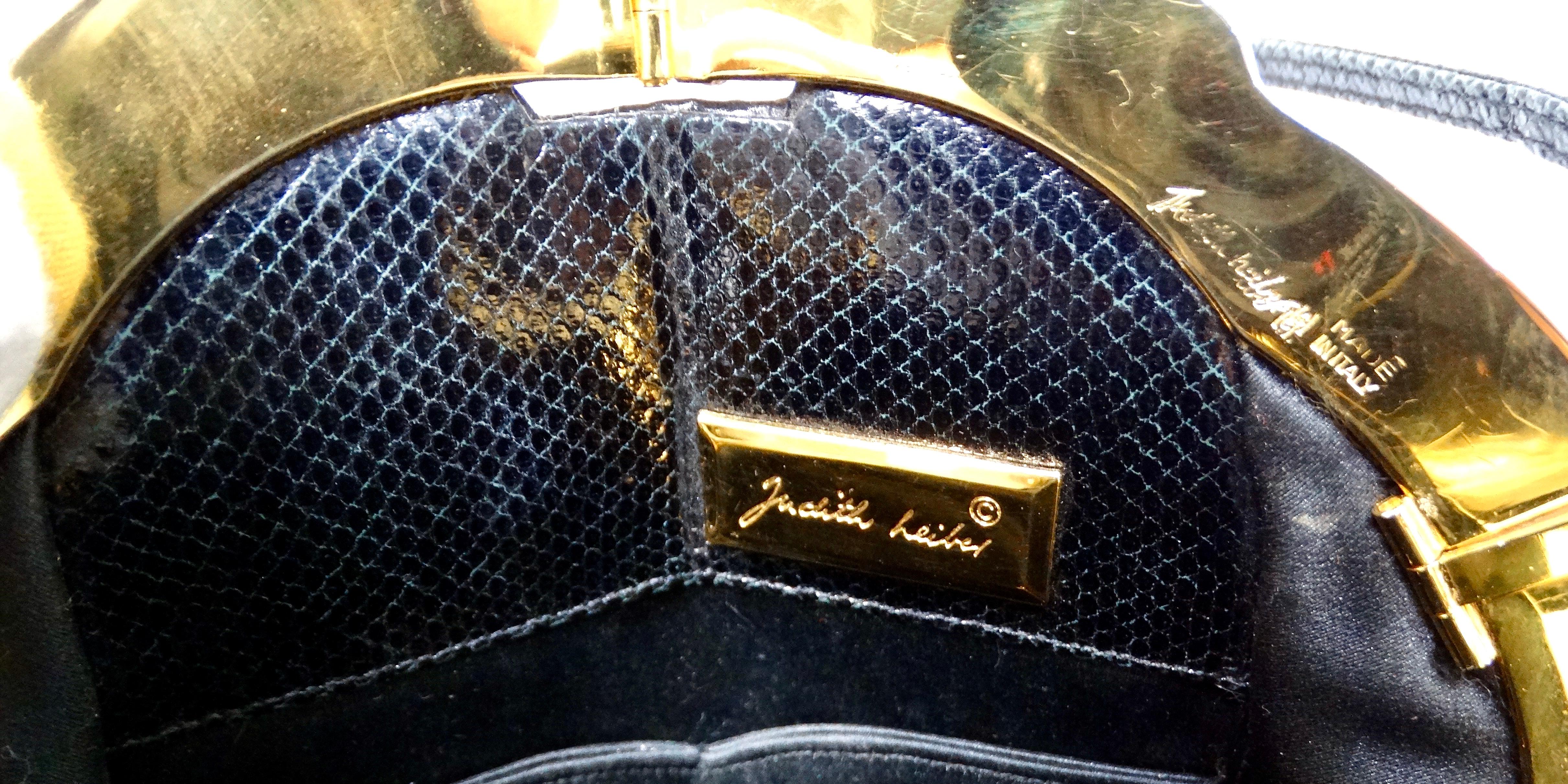 Judith Leiber Clutch a scatto in lucertola nera e tonalità oro, circa anni '80 in vendita 4