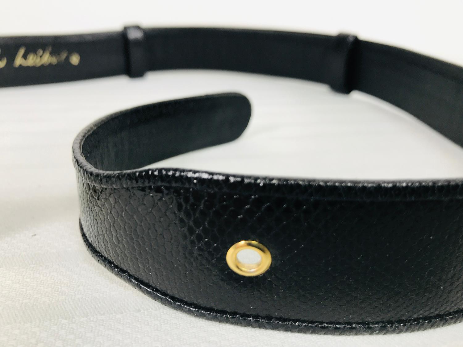 Judith Leiber Black Lucite & Gold Metal Buckle Black Lizard Belt In Good Condition For Sale In West Palm Beach, FL