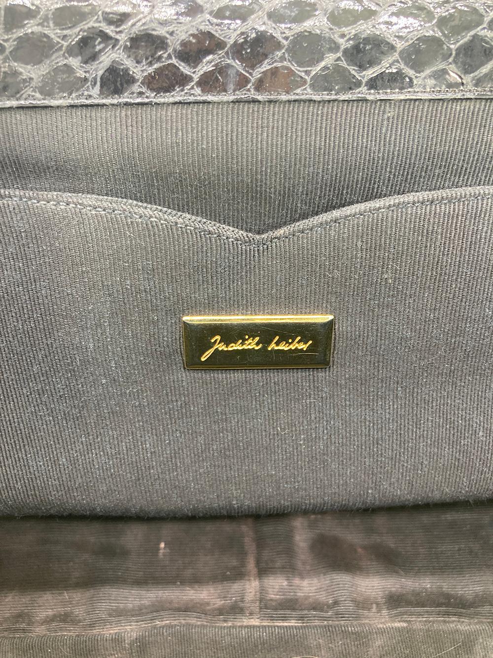 Judith Leiber Black Pleated Leather Resin Bone Top Clutch For Sale 3