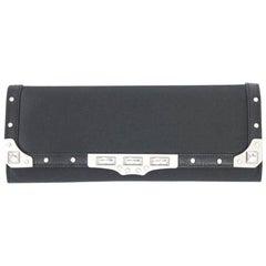 Judith Leiber Schwarze Seidenclutch mit Kristallen