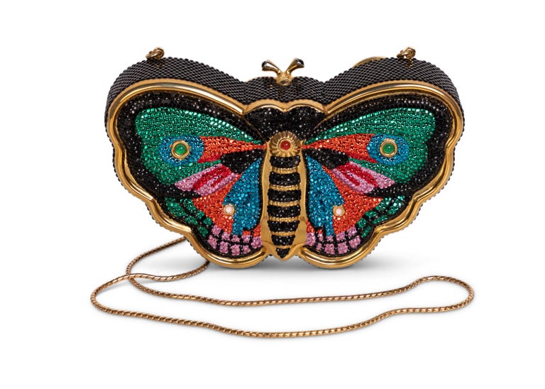 Judith Leiber Butterfly Crystal Minaudiere Bag In Good Condition For Sale In Boca Raton, FL