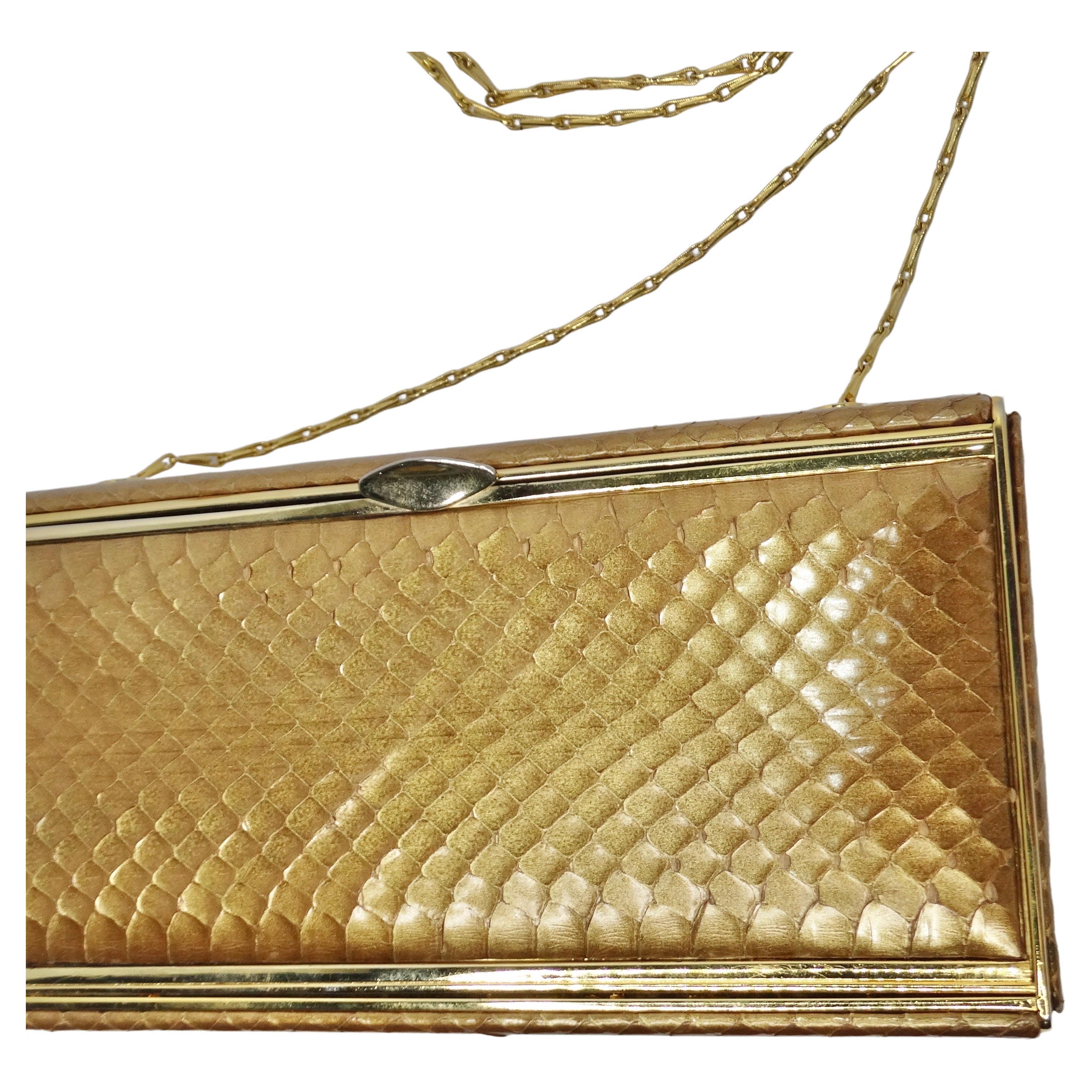 Judith Leiber Crossbody Gold Tone Clutch In Excellent Condition For Sale In Scottsdale, AZ
