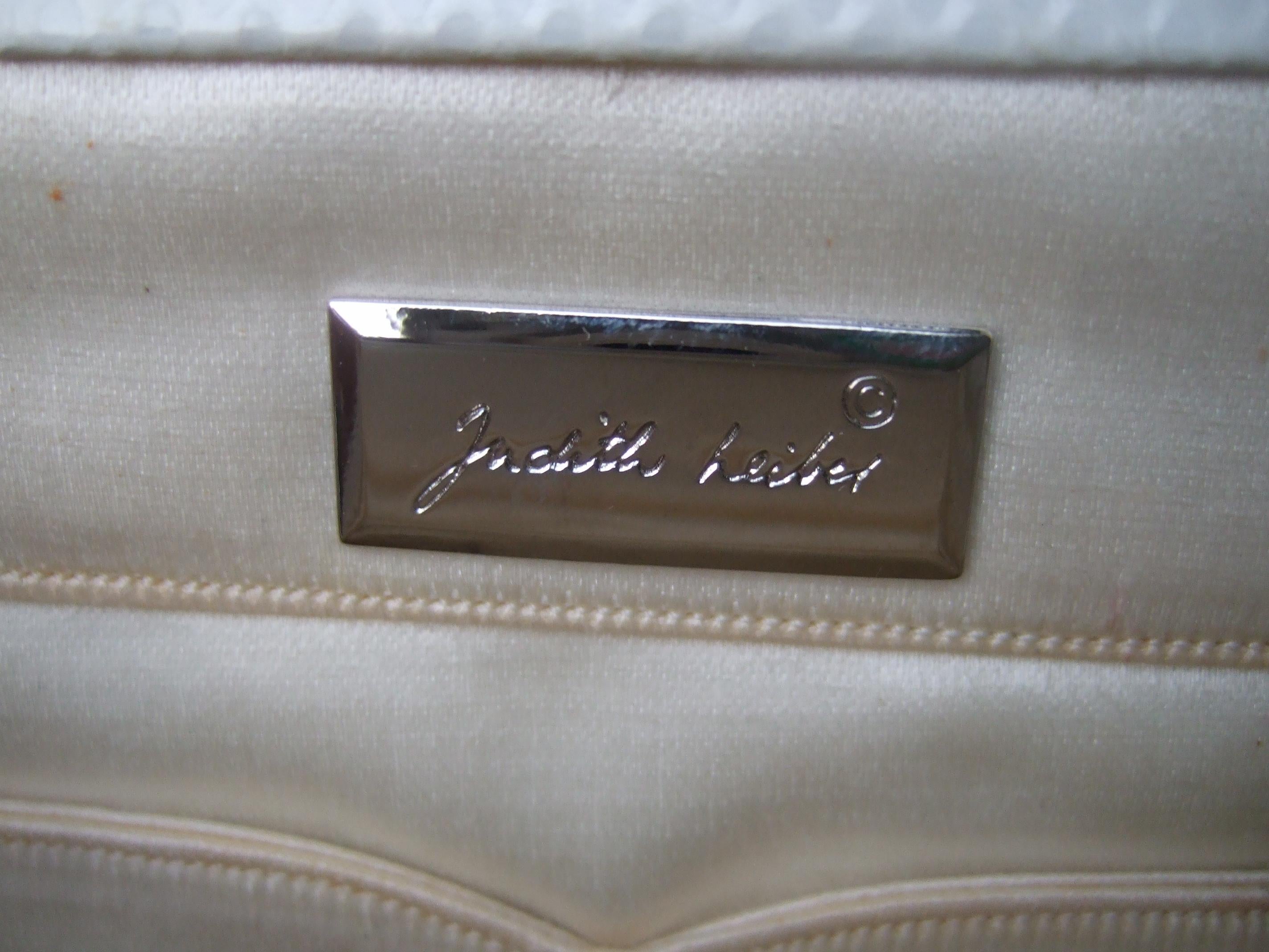 Judith Leiber Elegant White Karung Leather Clutch - Shoulder Bag c 1980s For Sale 4
