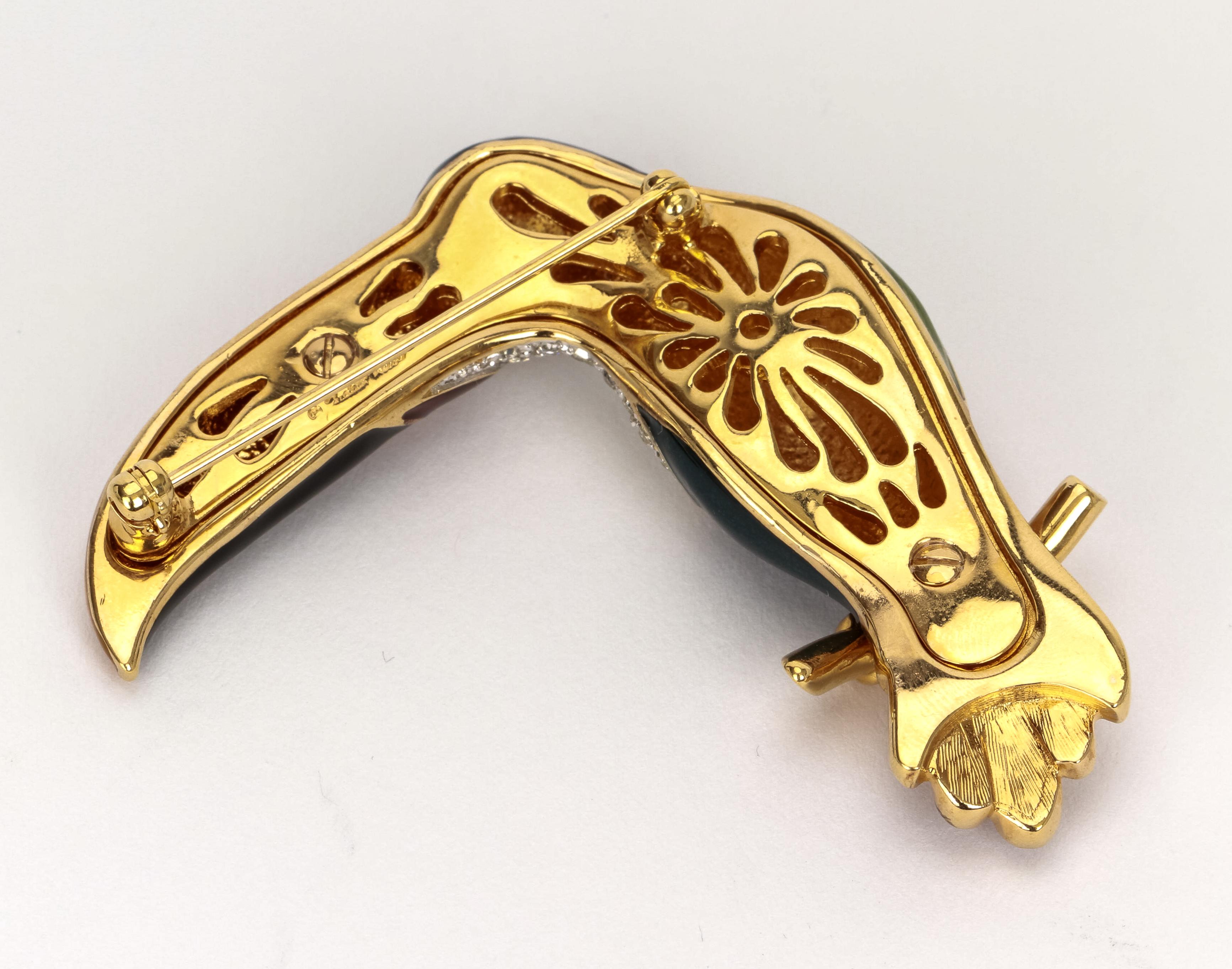 Judith Leiber Enamel Gold Toucan Brooch in Box In New Condition In West Hollywood, CA