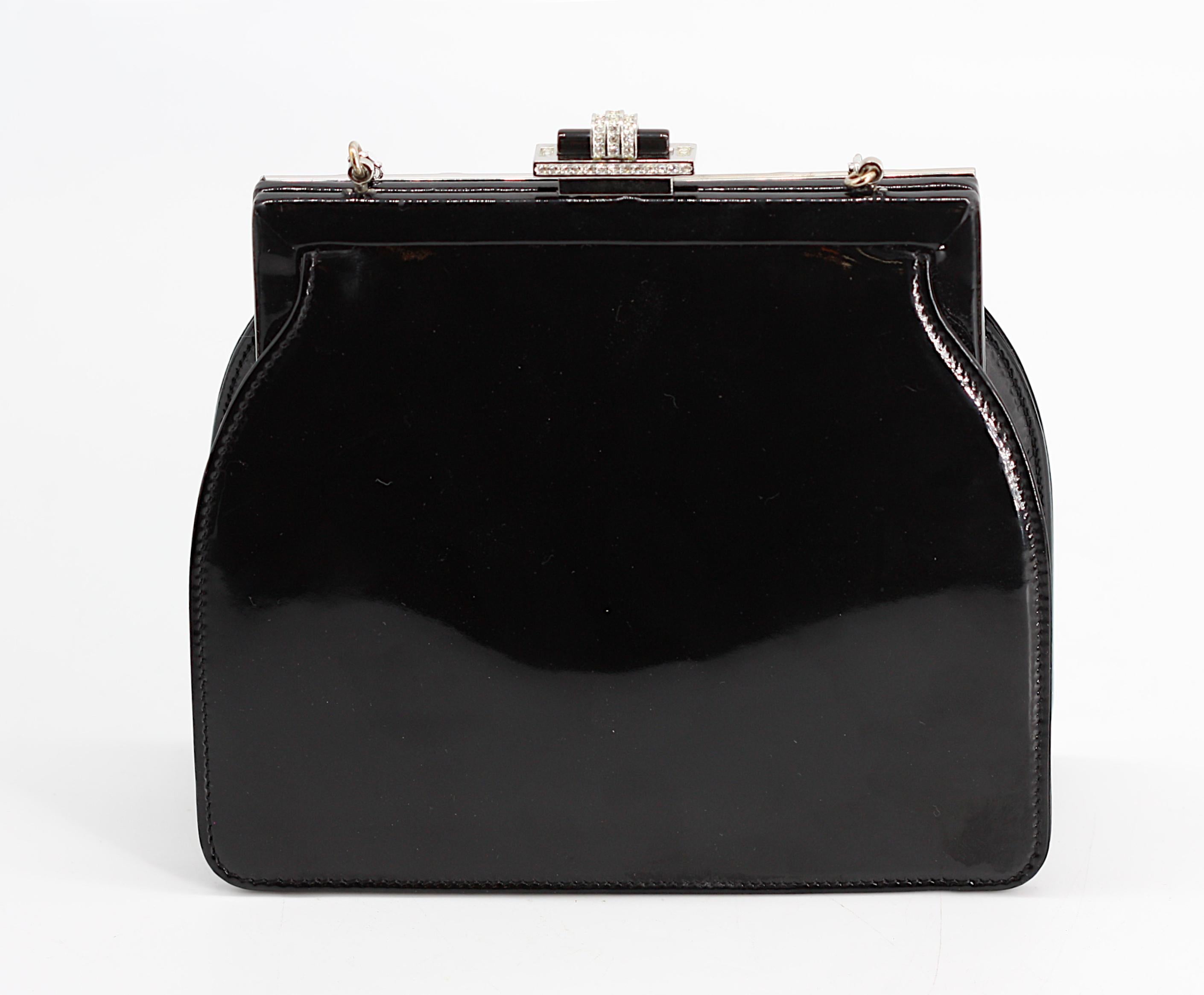 Femenino o masculino Bolso de noche Judith Leiber de piel Patton montado con diamantes de imitación en venta