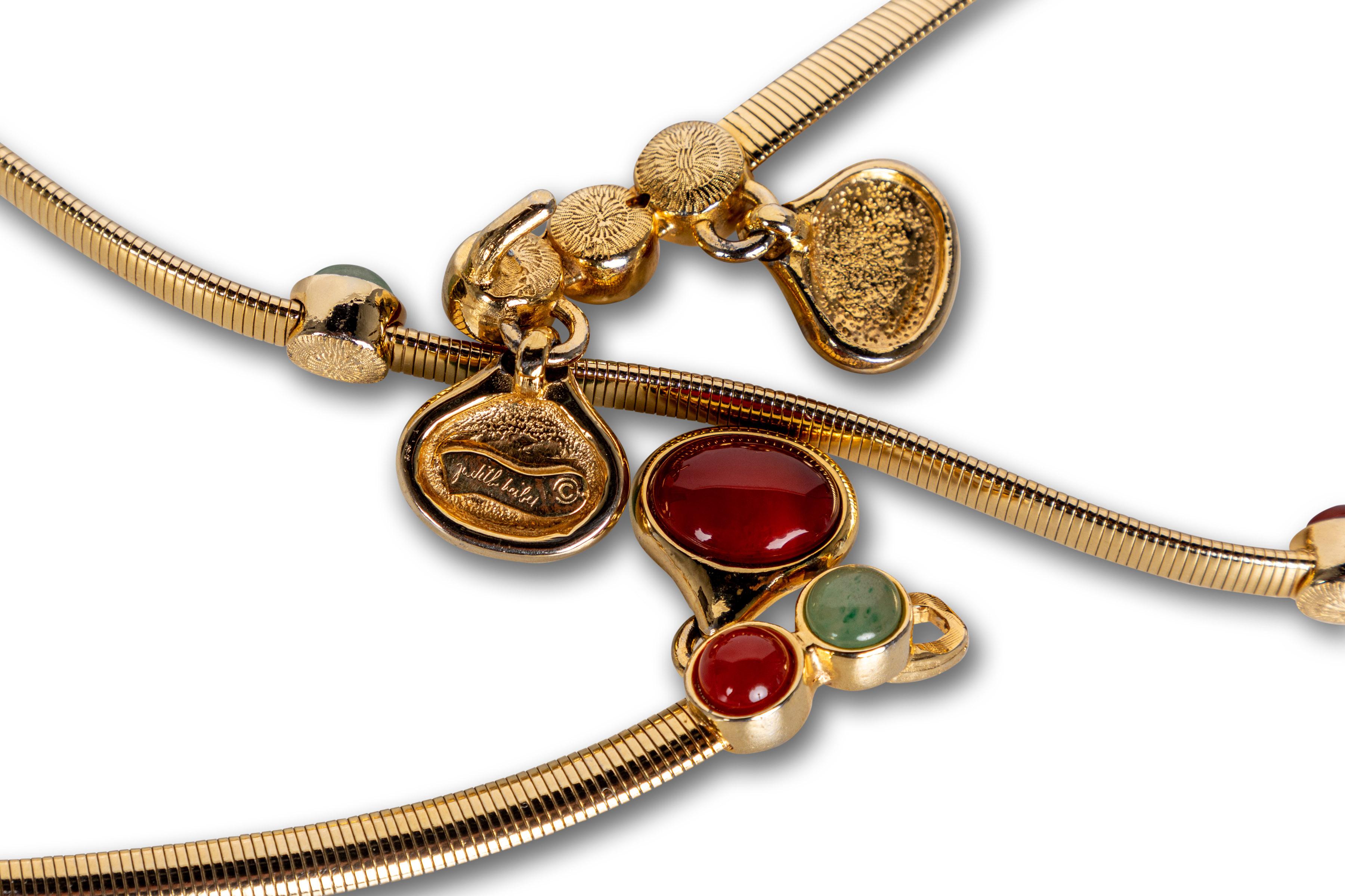 Judith Leiber Gold Snake Chain Jade & Carnelian Belt In Excellent Condition For Sale In Boca Raton, FL