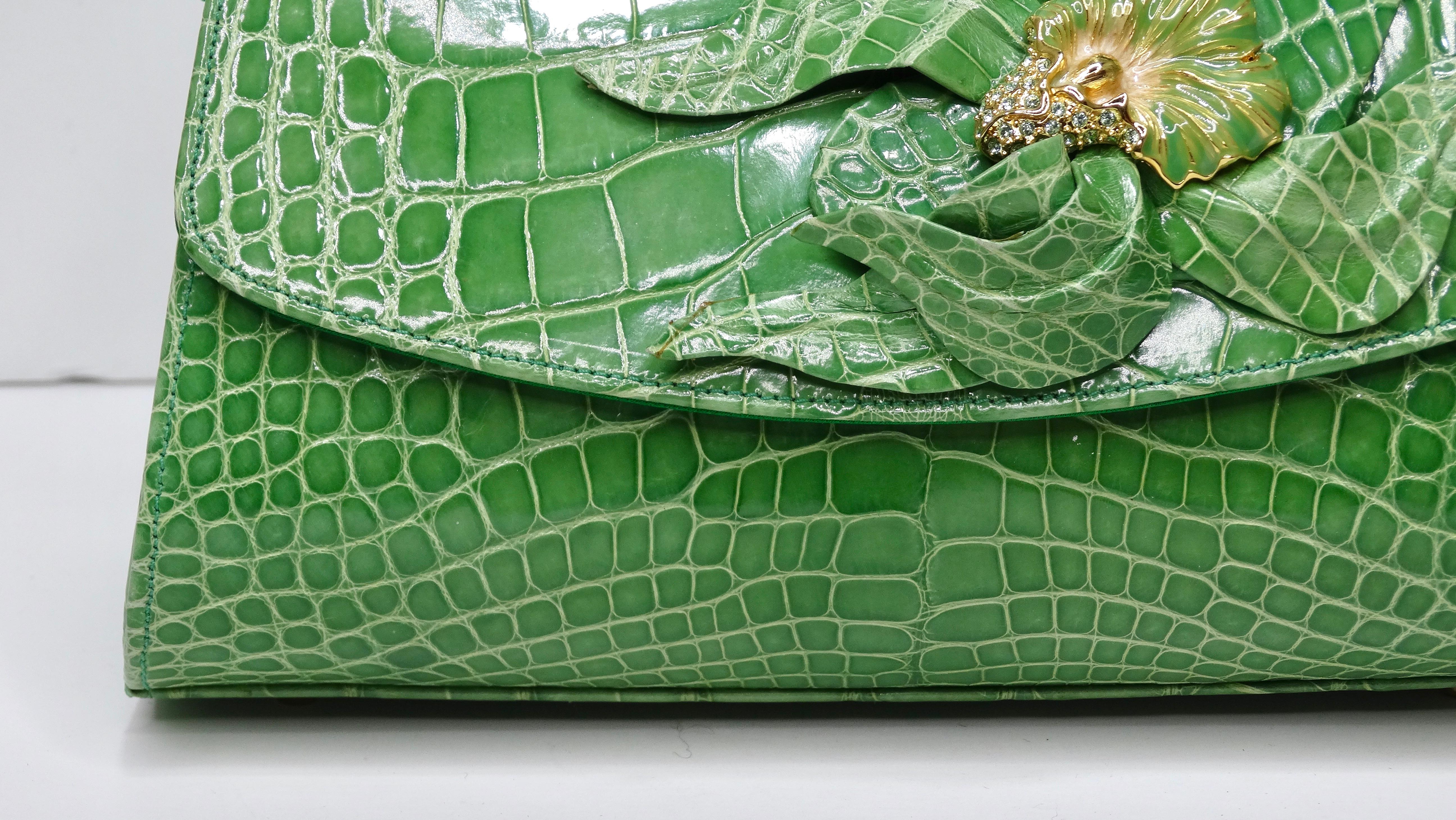 Judith Leiber Abendtasche aus grünem Alligatorleder mit Griff oben (Grün) im Angebot
